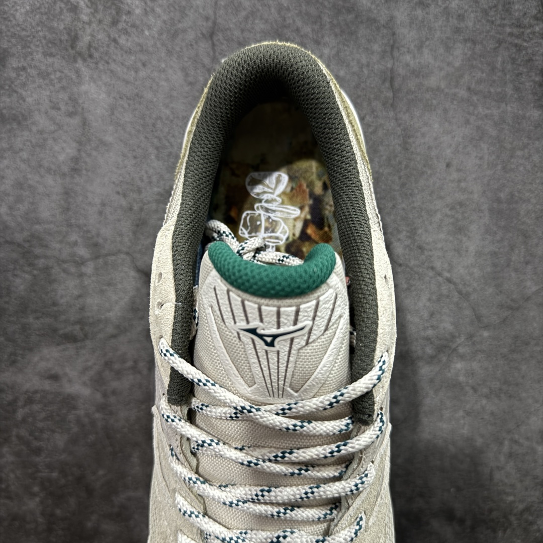 图片[8]-【纯原版】Mizuno 美津侬 WAVE PROPHECY 14S 复古时尚休闲舒适运动跑步鞋 美津浓WAVE机械缓震 可以说是机械缓震跑鞋科技的翘楚有着非凡的适应性，有着充分而持久的缓震能力和轻量化设计，是一双可以陪伴我们日常训练甚至是半马比赛的跑鞋，无论是“跑步初哥”还是“精英老鸟”，只要不是比较夸张的大体重人群，都可以穿着WAVE RIDER 来跑步。如果你不知道跑步穿什么鞋，不知道给别人推荐什么鞋，那么选“美津浓 ” 尺码：36-45-选品中心