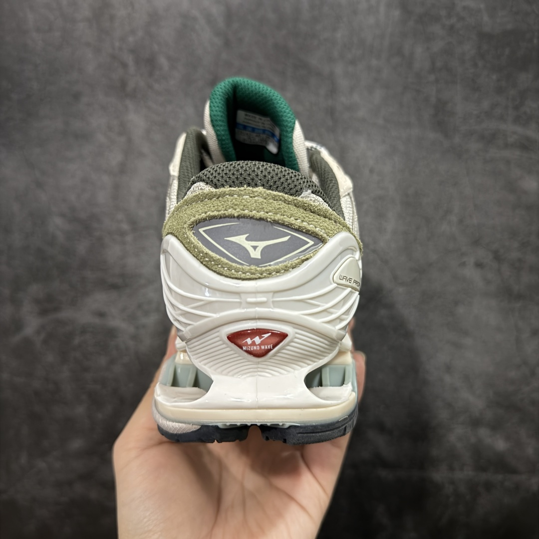 图片[4]-【纯原版】Mizuno 美津侬 WAVE PROPHECY 14S 复古时尚休闲舒适运动跑步鞋 美津浓WAVE机械缓震 可以说是机械缓震跑鞋科技的翘楚有着非凡的适应性，有着充分而持久的缓震能力和轻量化设计，是一双可以陪伴我们日常训练甚至是半马比赛的跑鞋，无论是“跑步初哥”还是“精英老鸟”，只要不是比较夸张的大体重人群，都可以穿着WAVE RIDER 来跑步。如果你不知道跑步穿什么鞋，不知道给别人推荐什么鞋，那么选“美津浓 ” 尺码：36-45-选品中心