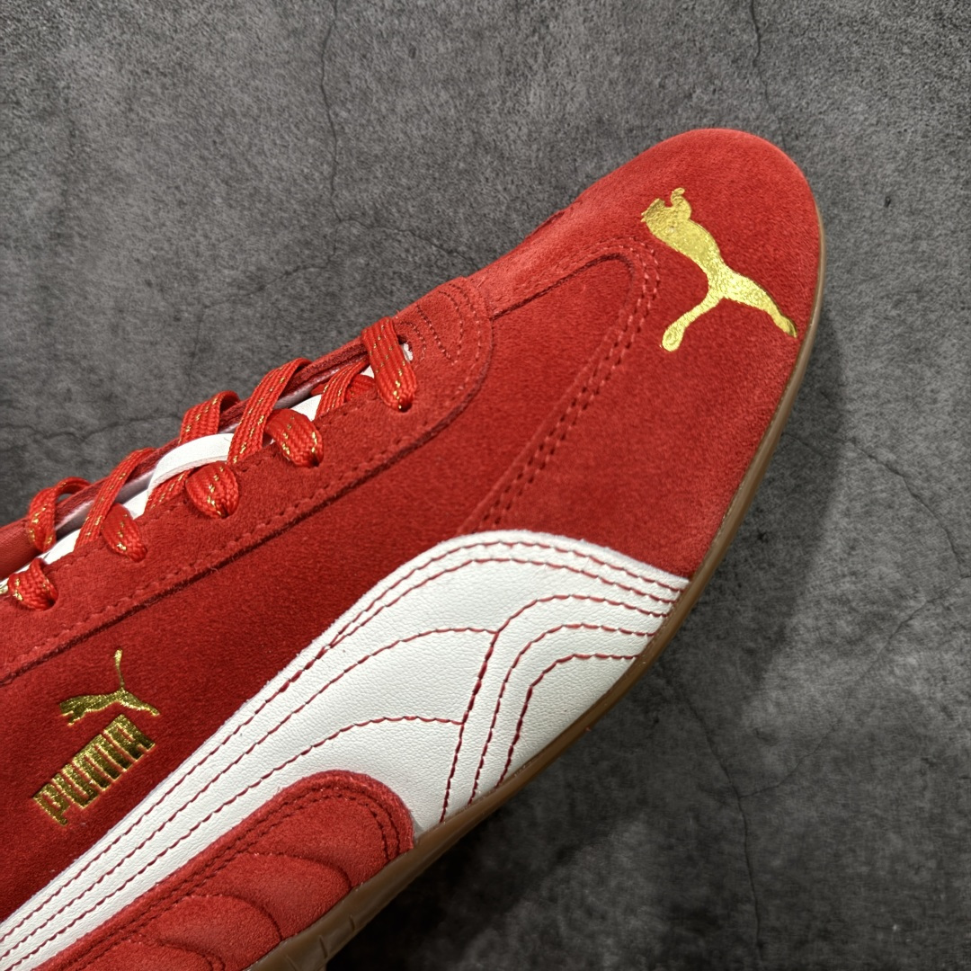 图片[6]-【CS纯原版】Puma Speedcat OG Sparco 舒适运动 防滑轻便 低帮 生活休闲鞋 男女款运动休闲鞋 马年限定 398836-31 市场第一梯队品质 版型 细节 烫金走线 完全碾压市场任意版本 欢迎对比🆚 工厂耗时3个月开发 原装档案原数据纸版楦型 采用固色翻毛皮鞋面材质(正确二次成型\’猛帮\’成型工艺🆚区别市面版本!!) 外置原数据开发轻量耐磨橡胶大底💪🏻 全球知名运动品牌PUMA宝马赛车系列 融合了宝马车队的标志性配色 以趣味十足又前卫复古的设计引领潮流 将赛道精神融入街头时尚 开启前卫竞速之旅 主打前卫复古风 Roma鞋款的鞋侧以复古的流线造型 缀以宝马经典Logo 巧妙吸睛 而Speedcat鞋款以亮眼三色条纹元素缀以舒适鞋面 赋予了独特的个性美学 演绎赛车的无尽能量 尺码：35.5-45-选品中心