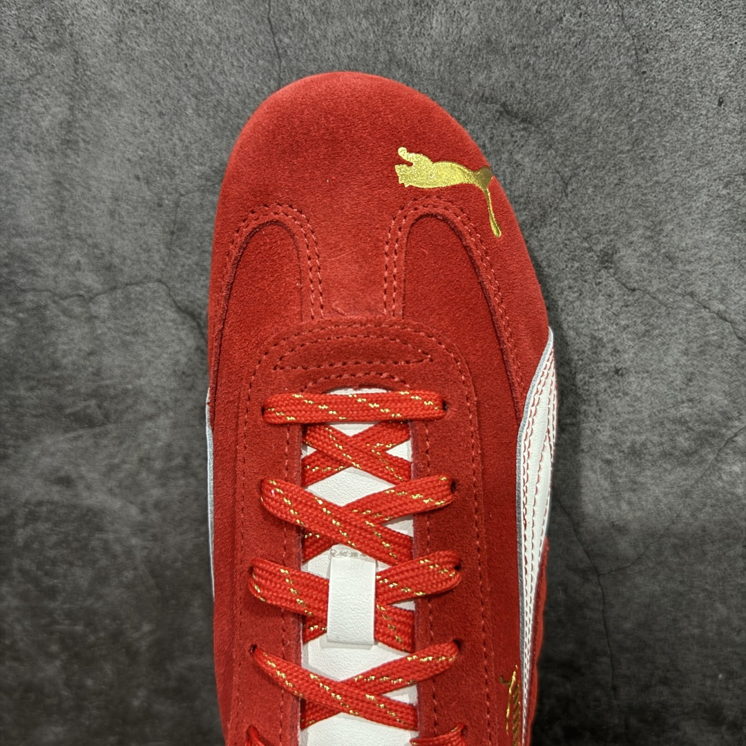 图片[5]-【CS纯原版】Puma Speedcat OG Sparco 舒适运动 防滑轻便 低帮 生活休闲鞋 男女款运动休闲鞋 马年限定 398836-31 市场第一梯队品质 版型 细节 烫金走线 完全碾压市场任意版本 欢迎对比🆚 工厂耗时3个月开发 原装档案原数据纸版楦型 采用固色翻毛皮鞋面材质(正确二次成型\’猛帮\’成型工艺🆚区别市面版本!!) 外置原数据开发轻量耐磨橡胶大底💪🏻 全球知名运动品牌PUMA宝马赛车系列 融合了宝马车队的标志性配色 以趣味十足又前卫复古的设计引领潮流 将赛道精神融入街头时尚 开启前卫竞速之旅 主打前卫复古风 Roma鞋款的鞋侧以复古的流线造型 缀以宝马经典Logo 巧妙吸睛 而Speedcat鞋款以亮眼三色条纹元素缀以舒适鞋面 赋予了独特的个性美学 演绎赛车的无尽能量 尺码：35.5-45-选品中心