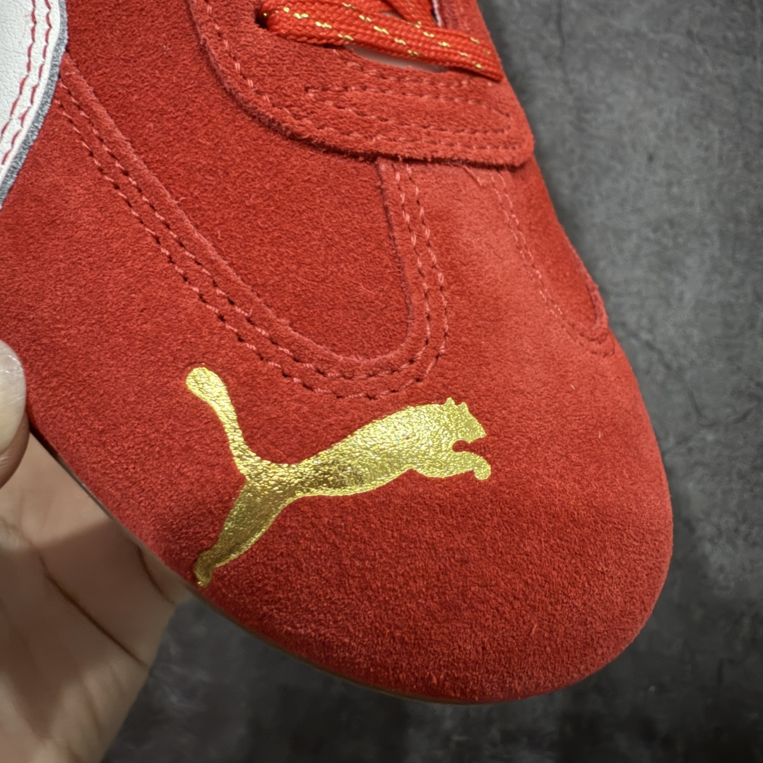 图片[5]-【CS纯原版】Puma Speedcat OG Sparco 舒适运动 防滑轻便 低帮 生活休闲鞋 男女款运动休闲鞋 马年限定 398836-31 市场第一梯队品质 版型 细节 烫金走线 完全碾压市场任意版本 欢迎对比🆚 工厂耗时3个月开发 原装档案原数据纸版楦型 采用固色翻毛皮鞋面材质(正确二次成型\’猛帮\’成型工艺🆚区别市面版本!!) 外置原数据开发轻量耐磨橡胶大底💪🏻 全球知名运动品牌PUMA宝马赛车系列 融合了宝马车队的标志性配色 以趣味十足又前卫复古的设计引领潮流 将赛道精神融入街头时尚 开启前卫竞速之旅 主打前卫复古风 Roma鞋款的鞋侧以复古的流线造型 缀以宝马经典Logo 巧妙吸睛 而Speedcat鞋款以亮眼三色条纹元素缀以舒适鞋面 赋予了独特的个性美学 演绎赛车的无尽能量 尺码：35.5-45-选品中心