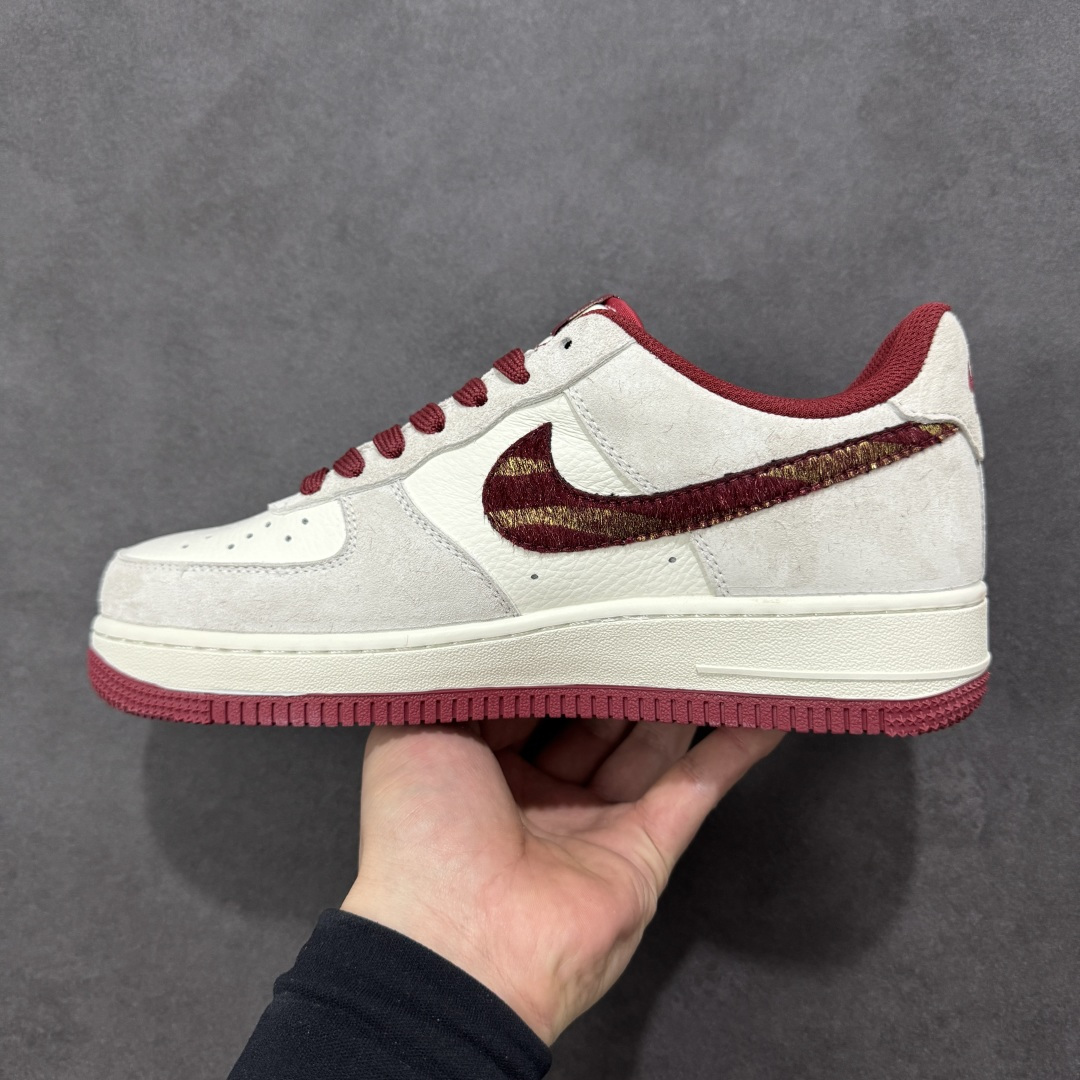 图片[2]-【定制版】Nike Air Force 1\’07 Low 马年限定 空军一号低帮休闲板鞋 原楦头原纸板 原装鞋盒 定制五金配件 内置全掌气垫 原厂鞋底 货号：XA2001-905  尺码：36 36.5 37.5 38 38.5 39 40 40.5 41 42 42.5 43 44 44.5 45-选品中心