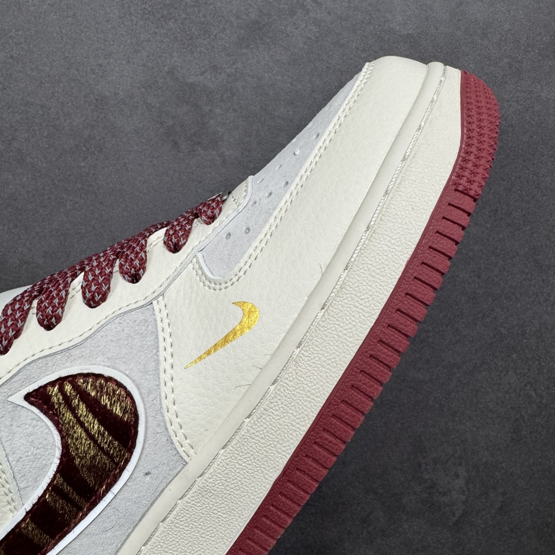 图片[5]-【定制版】Nike Air Force 1\’07 Low 马年限定 空军一号低帮休闲板鞋  #原楦头原纸板 高端定制鞋盒 原厂鞋底 超高清洁度 细节完美 货号：XT6998-101  尺码：36 36.5 37.5 38 38.5 39 40 40.5 41 42 42.5 43 44 44.5 45-选品中心