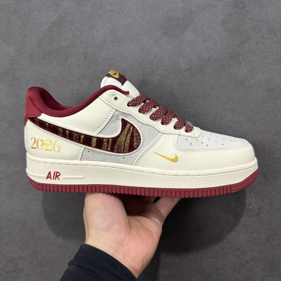【定制版】Nike Air Force 1\'07 Low 马年限定 空军一号低帮休闲板鞋  #原楦头原纸板 高端定制鞋盒 原厂鞋底 超高清洁度 细节完美 货号：XT6998-101  尺码：36 36.5 37.5 38 38.5 39 40 40.5 41 42 42.5 43 44 44.5 45-选品中心