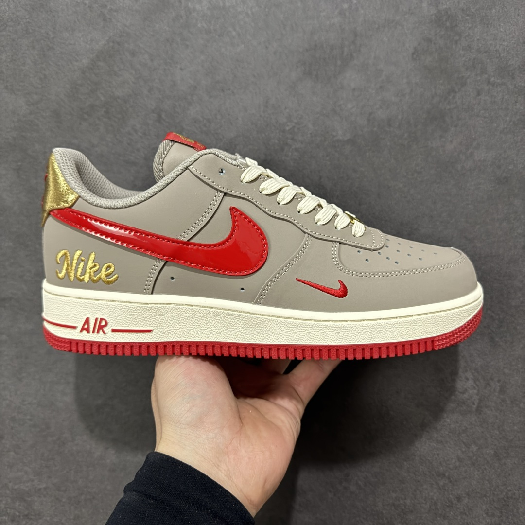 【定制版】NIke Air Force 1 \'07 Low “凝灰赤金” 空军一号低帮 运动鞋 休闲鞋 折边针车 工艺难度大 原楦头原纸板 高端定制鞋盒 原厂鞋底 超高清洁度 细节完美 货号：NH0601-527 尺码：36 36.5 37.5 38 38.5 39 40 40.5 41 42 42.5 43 44 44.5 45-选品中心