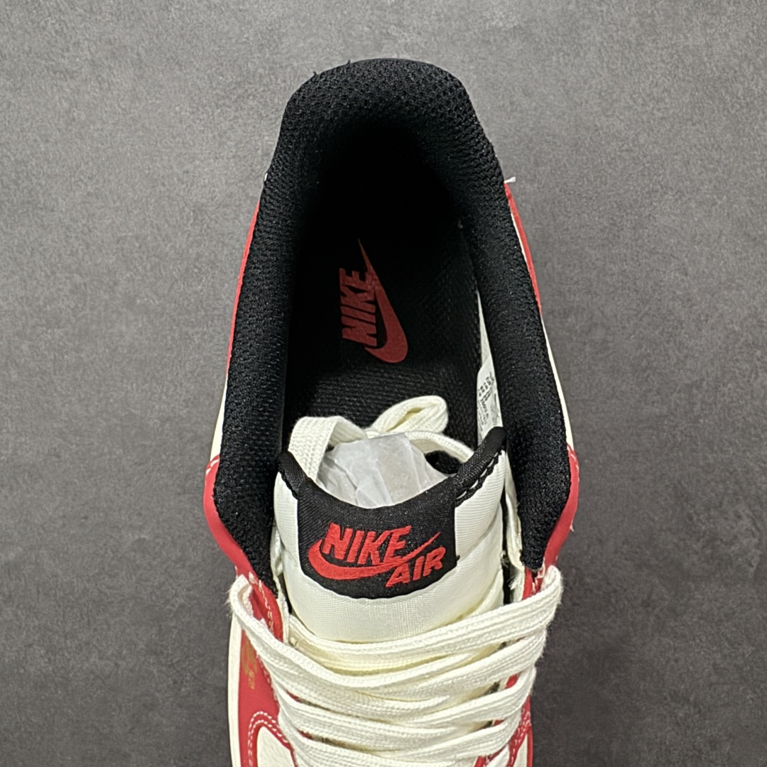 图片[7]-【定制版】踏风而来 红金贺岁 AIR FORCE 1 马年专属红金配色，鞋身祥云纹+奔马刺绣尽显国风底蕴，立体小马鞋扣萌趣吸睛。全掌Air气垫缓震拉满，荔枝纹皮革耐造易打理，日常通勤、春节走亲都能搭，穿上它解锁一整年的龙马精神！ 货号：FC1688-260 尺码：36 36.5 37.5 38 38.5 39 40 40.5 41 42 42.5 43 44 44.5 45-选品中心