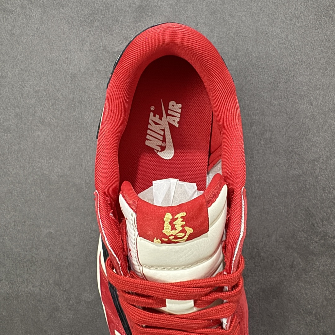 图片[7]-【定制版】Air Jordan 1 x Travis Scott AJ1倒勾 乔一倒钩 马年限定 CNY新年款 耐克 低帮文化篮球鞋 完美品质出货 细节如图所示 鞋面切割工整 冲孔整齐干净 中底拉帮线 整体清洁度非常好 货号： FC1688-247 尺码：36-45-选品中心