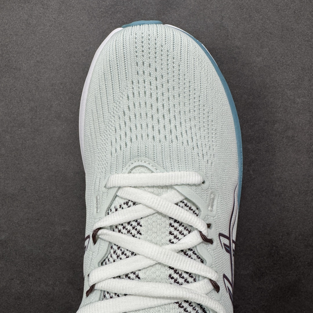 图片[8]-【公司级】Asics Gel-Nimbus 28 舒适防滑耐磨低帮休闲跑步鞋 鞋底采用了轻质发泡材料 并在后跟和前掌处采用了ASICS亚瑟士核心科技-GEL缓震胶 赋予鞋款强大的缓冲性能 提供了更柔软适的穿着体验 而在原有设计的启发之上 此次鞋款采用更贴合当今潮流趋势的材料和创新技术 展现出纽约充满活力的都市精神 货号：1011C296-400 尺码：36-45-选品中心