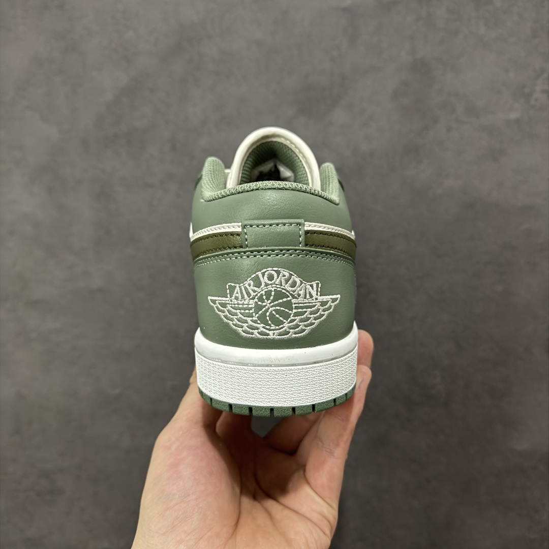 图片[4]-【K版纯原】Air Jordan AJ1 Low 低帮 553558-300 全新流水线出品 市场第二梯队最强版 全部原鞋开发 原楦原纸板开发 全鞋电脑针车 原厂内置全掌气垫 原盒内在原标 唯一Zp原版鞋带绑法 免检产品 全新2022版型 全头层皮料 完美零毛边处理 原厂配置全掌气垫 价格定位良心 新配色陆续出货 尺码：36-46-选品中心