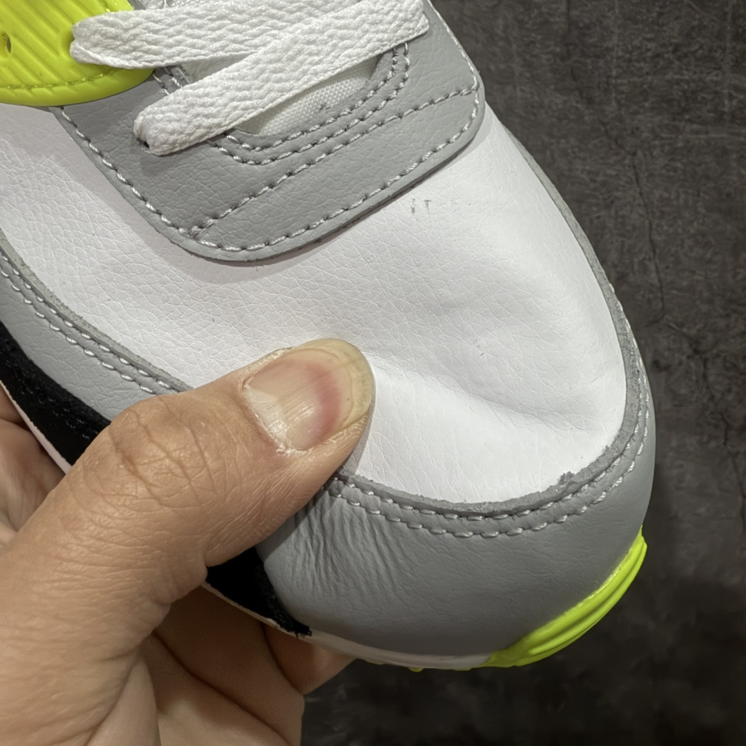 图片[5]-【Max纯原版】Nike Air Max 90 Leather 舒适时尚减震耐磨透气 低帮 气垫 休闲跑步鞋 男款 货号：CD6864-101 顶级90款问市 开发数月 原版开发 多道QC质检 鞋型完美复刻 原厂级别工艺 正确色卡 正确气垫蓝光 正确大底 独家私模 采用进口头层牛皮拼接 定位高端市场 行业标杆工艺 尺码：39 40 40.5 41 42 42.5 43 44 44.5 45 46-选品中心