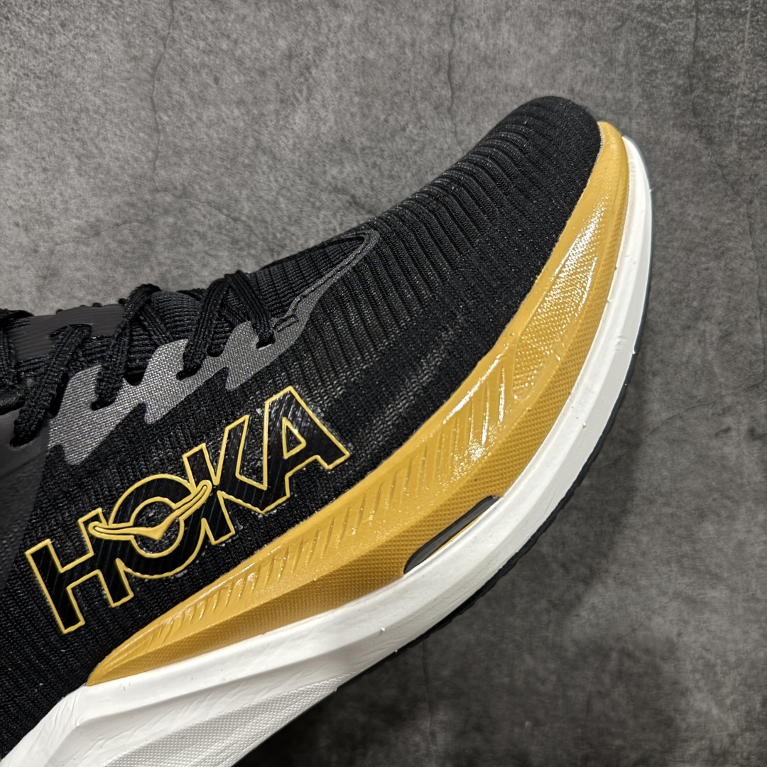 图片[6]-【公司级】HOKA ONE ONE Rocket X 3 低帮专业越野跑步鞋 实拍首发 相较于前几代Mafate包裹感更好 跟Speedgoat(快速羚羊)系列比起来更加舒适 鞋底防滑性能在下坡的石板台阶和原始路面都有很好的表现 HOKA血统属性厚底设计 在快速下坡时起到缓震保护作用 减少重力给予脚踝、膝部、髋关节等处带来的冲击力 货号：1168724-SNLG 尺码：36 36.5 37 37.5 38 38.5 39 40 40.5 41 42 42.5 43 44 44.5 45-选品中心