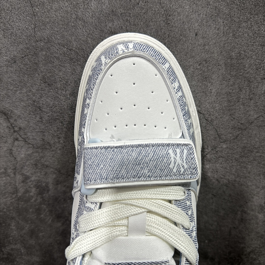 图片[5]-【公司级】韩国洋基队NY大标潮流老爹鞋 MLB小白鞋市面上唯一顶级纯原版本 原材料打造 原楦原档案数据开发版型 完美鞋头弧度/后套收口效果🆚市面文案版本‼️ 原厂立体填充鞋舌海绵 中底注胶孔原数据开发模具大底 原厂转印标 保证不掉字 内增高6cm 原厂1：1模具开发 原厂进口纳米材质 原厂 全套手提袋 原盒雷射防伪标包装 天猫订单品质 官网尺码 35-45-选品中心