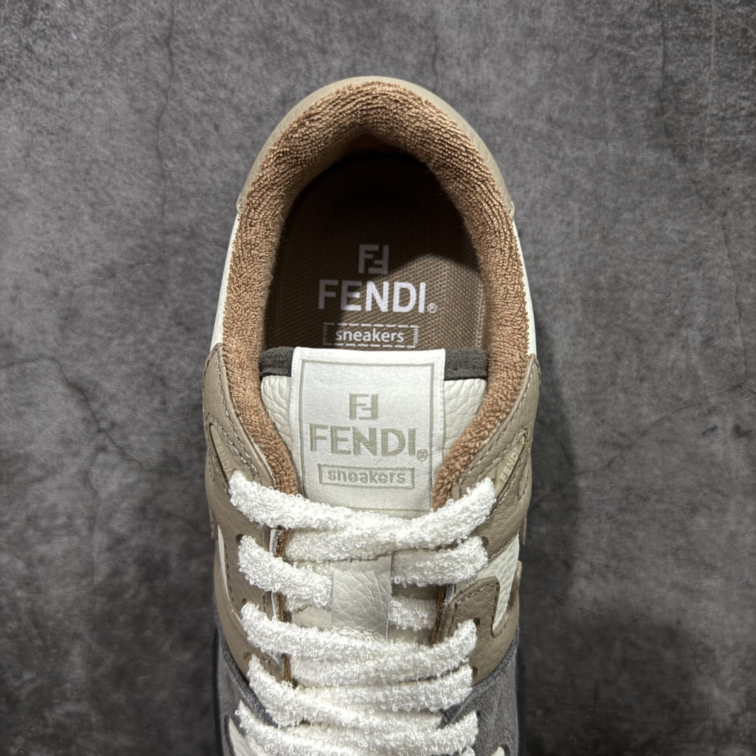 图片[8]-【YS纯原】广奢高端货 FENDI芬迪 Match 绒面皮革 压纹系带 男女同款 黑白红底经典款 ✦ 官方同源渠道 · 原装订单 ✦ 专柜全套包装＋原装配件齐全 ✦ 鞋底内置核心防伪芯片 · 可感应 ✦ FENDI Match 最新爆款情侣款板鞋 ✦ 高工艺无缝细空胶技术 ✦ 贴楦误差仅 0.05mm ✦ 固特异内外锁死工艺 ✦ 最大弯折也不开胶 · 环保无异味 ✦ 麂皮＋胶片拼接鞋面，质感更高级 ✦ Logo内里使用毛巾绒MX，脚感细腻温柔 尺码：35-46-选品中心