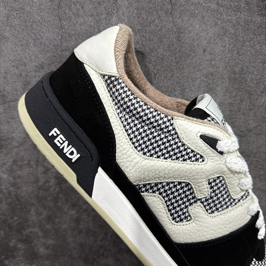 图片[7]-【YS纯原】广奢高端货 FENDI芬迪 Match 绒面皮革 压纹系带 男女同款 黑白红底经典款 ✦ 官方同源渠道 · 原装订单 ✦ 专柜全套包装＋原装配件齐全 ✦ 鞋底内置核心防伪芯片 · 可感应 ✦ FENDI Match 最新爆款情侣款板鞋 ✦ 高工艺无缝细空胶技术 ✦ 贴楦误差仅 0.05mm ✦ 固特异内外锁死工艺 ✦ 最大弯折也不开胶 · 环保无异味 ✦ 麂皮＋胶片拼接鞋面，质感更高级 ✦ Logo内里使用毛巾绒MX，脚感细腻温柔 尺码：35-46-选品中心