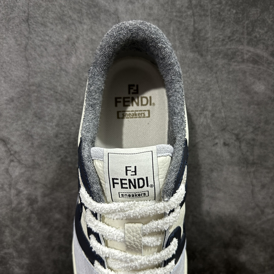 图片[8]-【YS纯原】广奢高端货 FENDI芬迪 Match 绒面皮革 压纹系带 男女同款 黑白红底经典款 ✦ 官方同源渠道 · 原装订单 ✦ 专柜全套包装＋原装配件齐全 ✦ 鞋底内置核心防伪芯片 · 可感应 ✦ FENDI Match 最新爆款情侣款板鞋 ✦ 高工艺无缝细空胶技术 ✦ 贴楦误差仅 0.05mm ✦ 固特异内外锁死工艺 ✦ 最大弯折也不开胶 · 环保无异味 ✦ 麂皮＋胶片拼接鞋面，质感更高级 ✦ Logo内里使用毛巾绒MX，脚感细腻温柔 尺码：35-46-选品中心