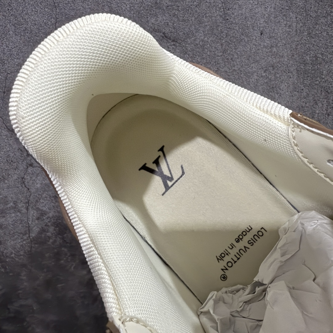 图片[8]-【PK纯原版】Louis Vuitton 路易威登 LV Trainer 低帮休闲板鞋 同步官方2025最新原版包装 海淘代购同渠道品质 高端零售 外贸充正专供 原版购入开发 ZP级全套包装 完美楦型 正确卡色 大底TPU 质感媲美原版 细节与原版一致 请注意区分市面通货材 尺码：39 40 41 42 43 44 45 46-选品中心