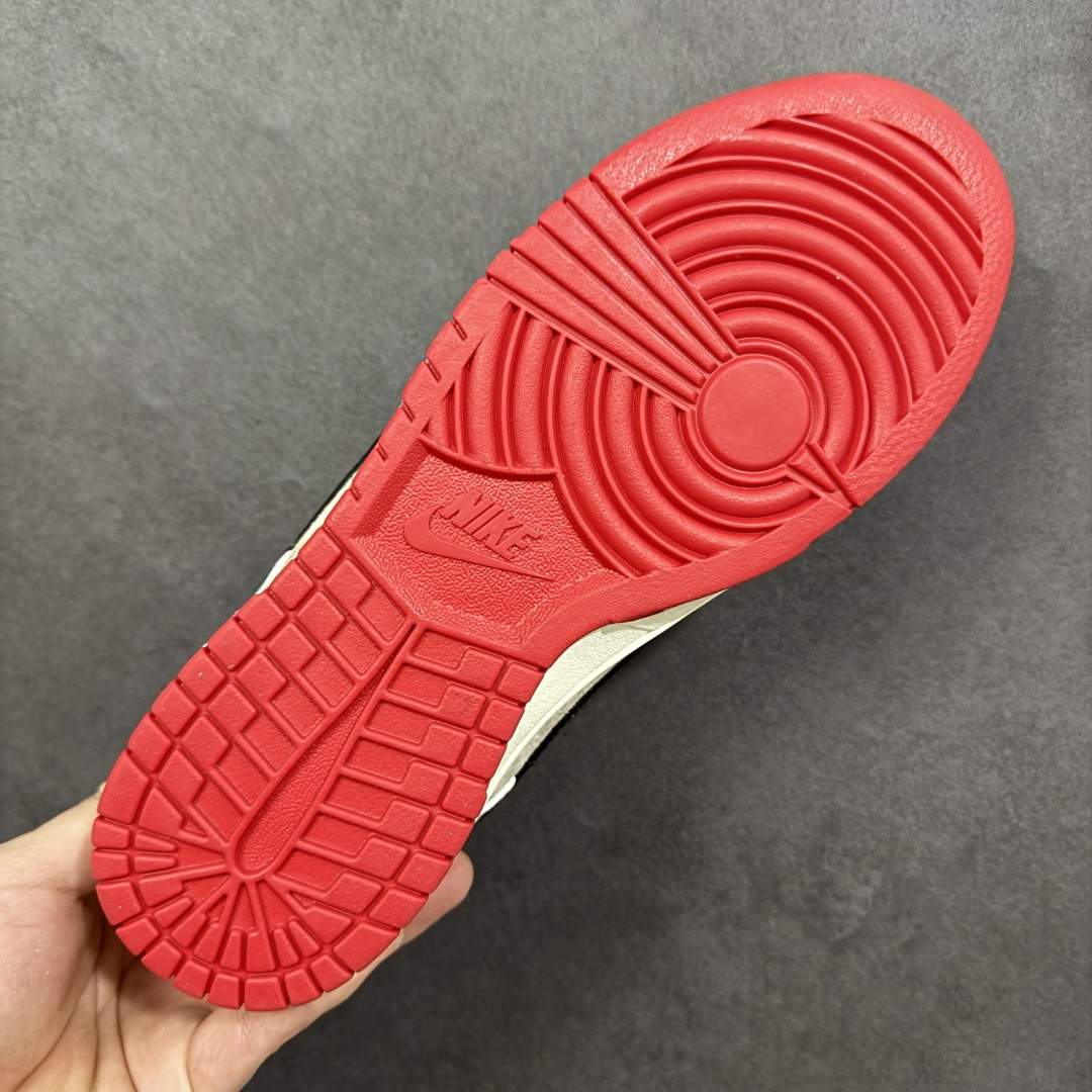 图片[9]-【定制版】马年新款海外定制限量发售❗️Nike SB Dunk Low“马年联名限定-红祥云纹”经典 Dunk Low 融合 Supreme 街头基因与马年国风元素，红棕撞色自带新年氛围感，鞋身压印骏马纹理，搭配祥云纹与「福」字印章，步步皆福，高端定制 低帮休闲板鞋 定制鞋盒 大厂纯原品质出货 超高清洁度 皮料切割干净无任何毛边 细节完美 货号：HG0026-006 尺码：36 36.5 37.5 38 38.5 39 40 40.5 41 42 42.5 43 44 44.5 45-选品中心