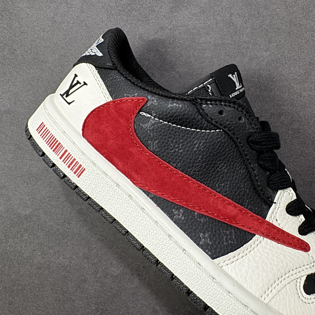 图片[6]-【定制版】高端定制 Travis Scott x Fragment Design x Jordan Air Jordan 1 Low OG SP “路易威登联名——黑白红压纹” – 红色翻毛皮 Swoosh 与 LV 老花元素呼应，奢华感十足 高端定制 倒钩三方联名低帮篮球鞋 #定制鞋盒 大厂纯原品质出货 超高清洁度 皮料切割干净无任何毛边 细节完美 货号：DZ2688-116 尺码：36 36.5 37.5 38 38.5 39 40 40.5 41 42 42.5 43 44 44.5 45-选品中心