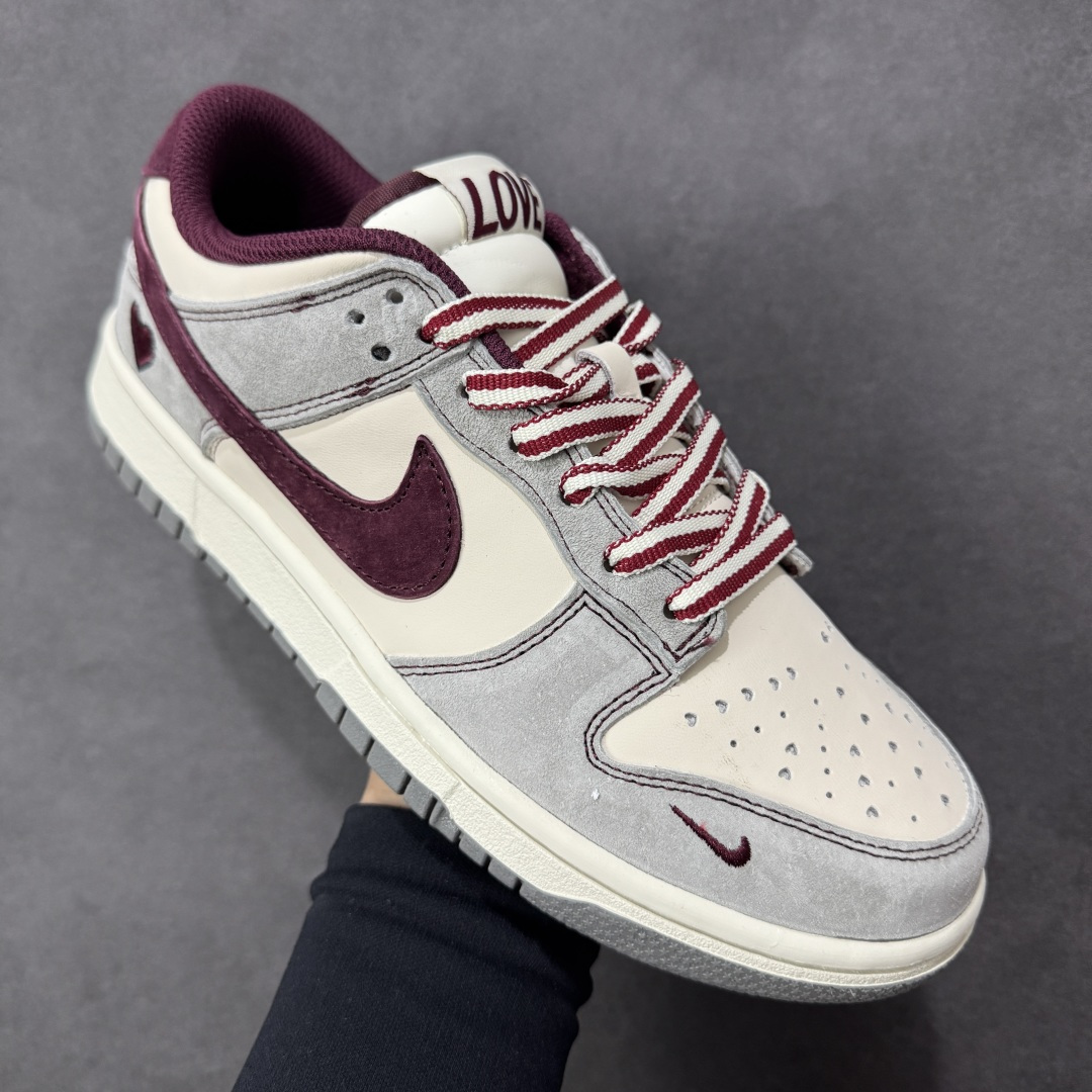 图片[3]-【定制版】Nike SB Dunk Low“情人节限定——天若有情” 高端私人定制 低帮休闲板鞋 定制鞋盒 大厂纯原品质出货 超高清洁度 皮料切割干净无任何毛边 细节完美 货号：SG6688-009 尺码：36 36.5 37.5 38 38.5 39 40 40.5 41 42 42.5 43 44 44.5 45-选品中心