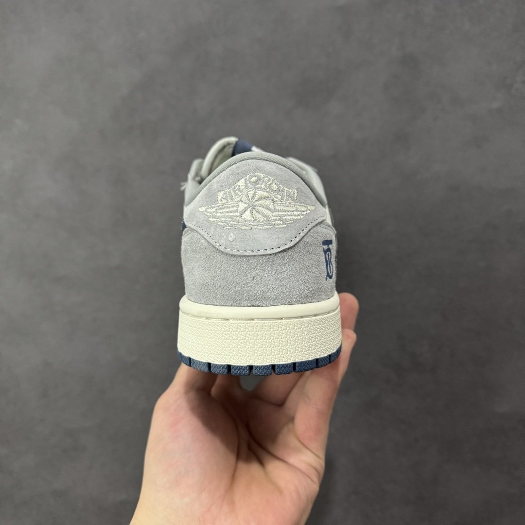 图片[4]-【定制版】Travis Scott x Jordan 1 Low 高端定制 乔丹倒勾低帮休闲板鞋 大厂纯原品质出货 纯正版型 定制鞋盒 皮料切割干净无任何毛边 细节完美 超高清洁度 货号：LD2028-076 尺码：36 36.5 37.5 38 38.5 39 40 40.5 41 42 42.5 43 44 44.5 45-选品中心