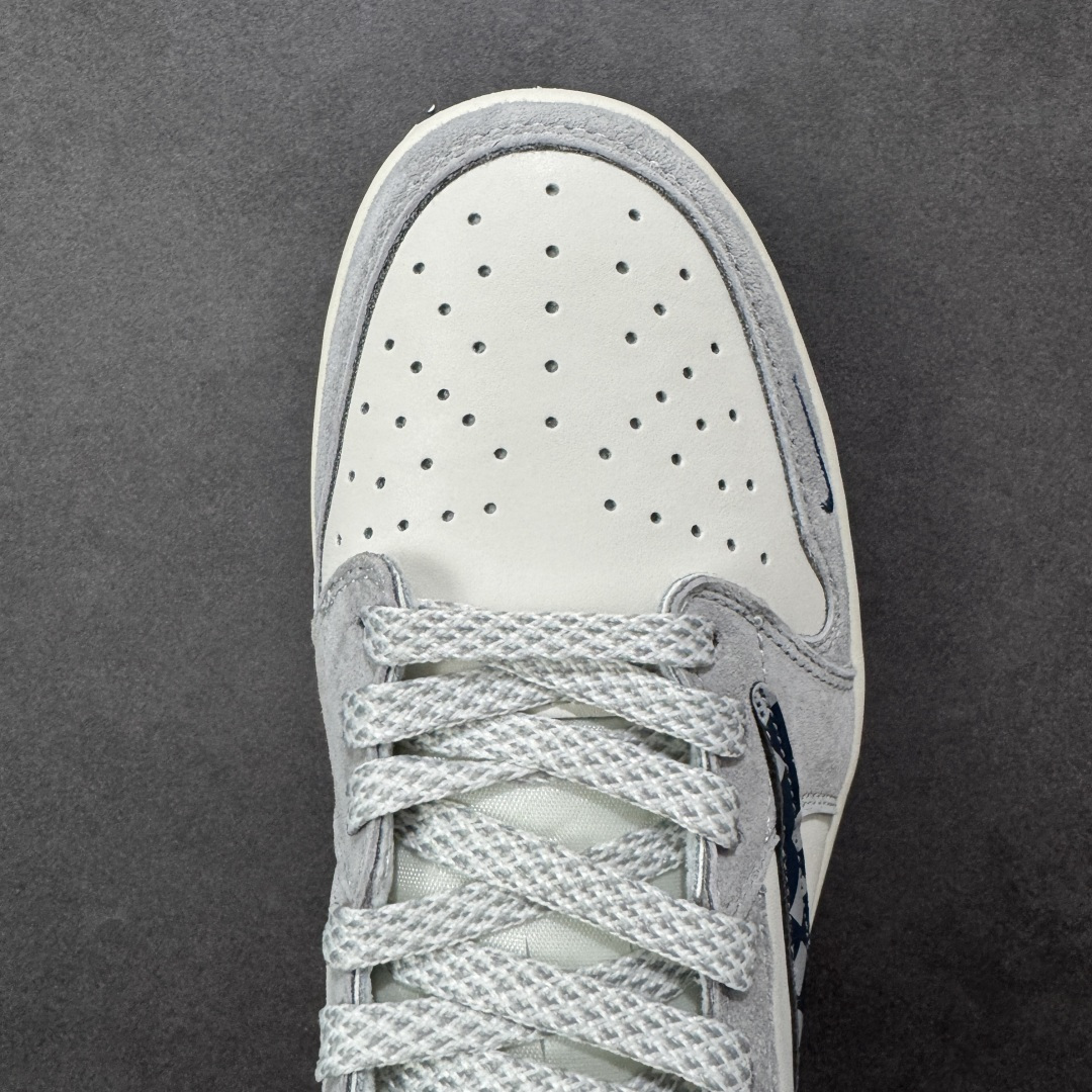 图片[8]-【定制版】Travis Scott x Jordan 1 Low 高端定制 乔丹倒勾低帮休闲板鞋 大厂纯原品质出货 纯正版型 定制鞋盒 皮料切割干净无任何毛边 细节完美 超高清洁度 货号：LD2028-076 尺码：36 36.5 37.5 38 38.5 39 40 40.5 41 42 42.5 43 44 44.5 45-选品中心