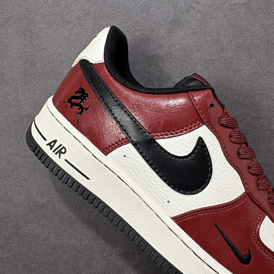 图片[6]-【定制版】NIke Air Force 1 \’07 Low “马年限定–栆红奶白” 空军一号低帮 运动鞋 休闲鞋 折边针车 工艺难度大 原楦头原纸板 高端定制鞋盒 原厂鞋底 超高清洁度 细节完美 货号：HF3148-102 尺码：36 36.5 37.5 38 38.5 39 40 40.5 41 42 42.5 43 44 44.5 45-选品中心