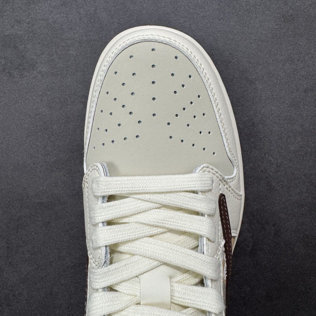 图片[8]-【定制版】Jordan 1 Low 马年限定 倒勾低帮休闲版本 原厂全头层皮 大厂纯原品质出货 纯正版型 定制鞋盒 皮料切割干净无任何毛边 细节完美 超高清洁度 货号：JY6988-146 尺码：36 36.5 37.5 38 38.5 39 40 40.5 41 42 42.5 43 44 44.5 45-选品中心