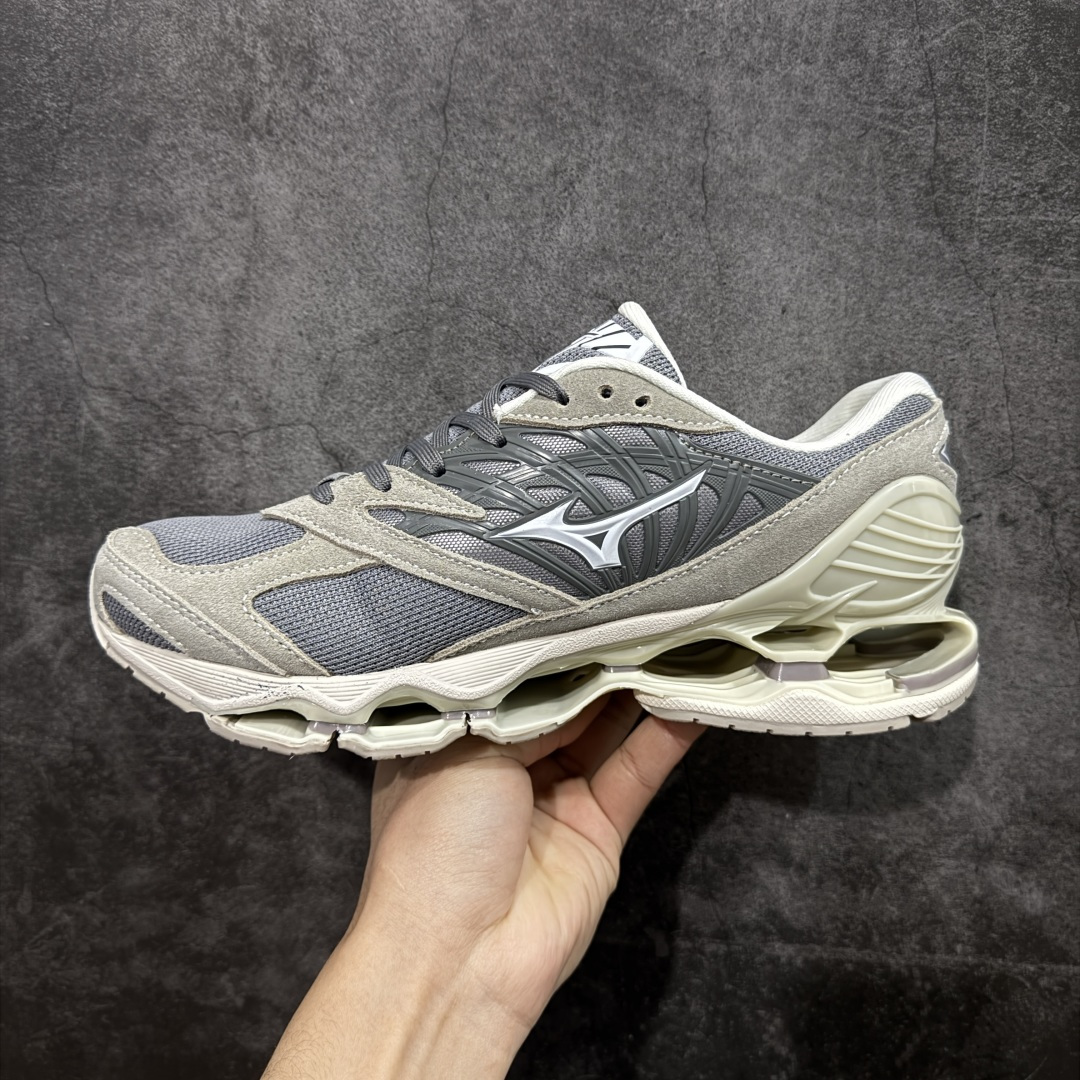图片[2]-【纯原版】Mizuno 美津侬 WAVE PROPHECY 14S 复古时尚休闲舒适运动跑步鞋 美津浓WAVE机械缓震 可以说是机械缓震跑鞋科技的翘楚有着非凡的适应性，有着充分而持久的缓震能力和轻量化设计，是一双可以陪伴我们日常训练甚至是半马比赛的跑鞋，无论是“跑步初哥”还是“精英老鸟”，只要不是比较夸张的大体重人群，都可以穿着WAVE RIDER 来跑步。如果你不知道跑步穿什么鞋，不知道给别人推荐什么鞋，那么选“美津浓 ” 尺码：36-45-选品中心