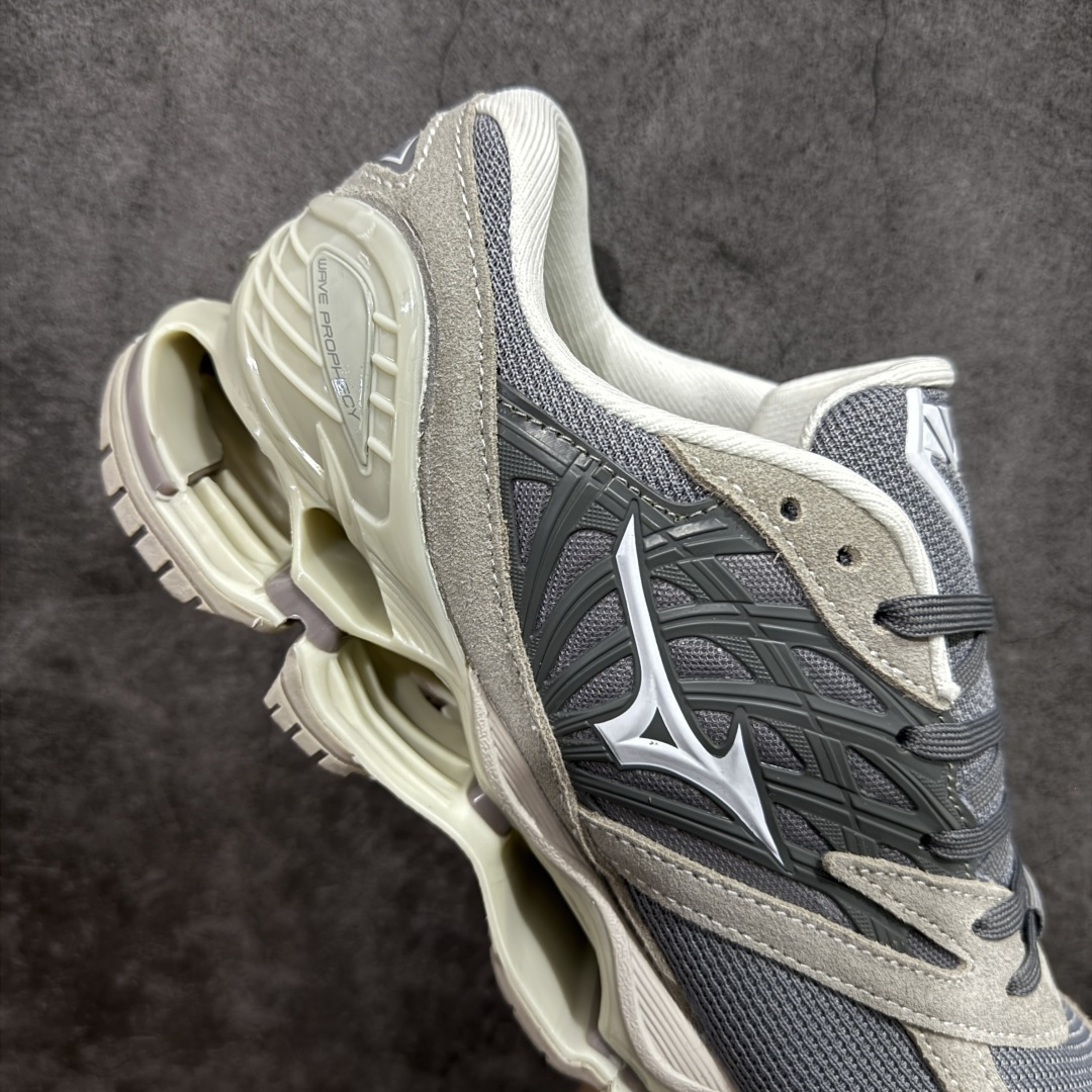 图片[7]-【纯原版】Mizuno 美津侬 WAVE PROPHECY 14S 复古时尚休闲舒适运动跑步鞋 美津浓WAVE机械缓震 可以说是机械缓震跑鞋科技的翘楚有着非凡的适应性，有着充分而持久的缓震能力和轻量化设计，是一双可以陪伴我们日常训练甚至是半马比赛的跑鞋，无论是“跑步初哥”还是“精英老鸟”，只要不是比较夸张的大体重人群，都可以穿着WAVE RIDER 来跑步。如果你不知道跑步穿什么鞋，不知道给别人推荐什么鞋，那么选“美津浓 ” 尺码：36-45-选品中心