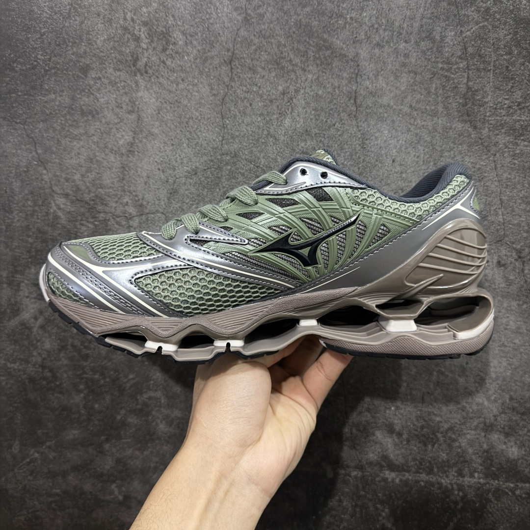图片[2]-【纯原版】Mizuno 美津侬 WAVE PROPHECY 14S 复古时尚休闲舒适运动跑步鞋 美津浓WAVE机械缓震 可以说是机械缓震跑鞋科技的翘楚有着非凡的适应性，有着充分而持久的缓震能力和轻量化设计，是一双可以陪伴我们日常训练甚至是半马比赛的跑鞋，无论是“跑步初哥”还是“精英老鸟”，只要不是比较夸张的大体重人群，都可以穿着WAVE RIDER 来跑步。如果你不知道跑步穿什么鞋，不知道给别人推荐什么鞋，那么选“美津浓 ” 尺码：36-45-选品中心