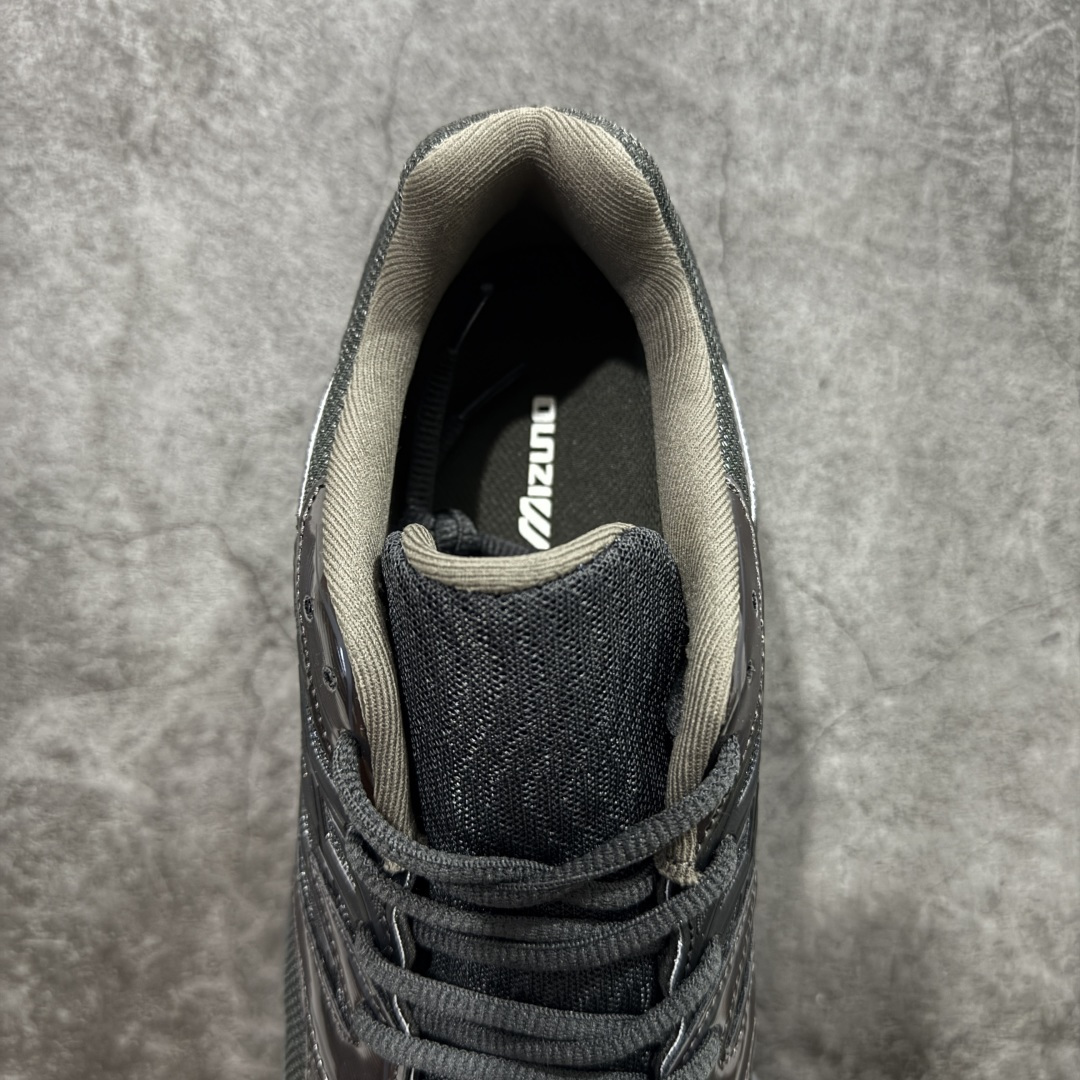 图片[8]-【纯原版】Mizuno 美津侬 WAVE PROPHECY 14S 复古时尚休闲舒适运动跑步鞋 美津浓WAVE机械缓震 可以说是机械缓震跑鞋科技的翘楚有着非凡的适应性，有着充分而持久的缓震能力和轻量化设计，是一双可以陪伴我们日常训练甚至是半马比赛的跑鞋，无论是“跑步初哥”还是“精英老鸟”，只要不是比较夸张的大体重人群，都可以穿着WAVE RIDER 来跑步。如果你不知道跑步穿什么鞋，不知道给别人推荐什么鞋，那么选“美津浓 ” 尺码：36-45-选品中心