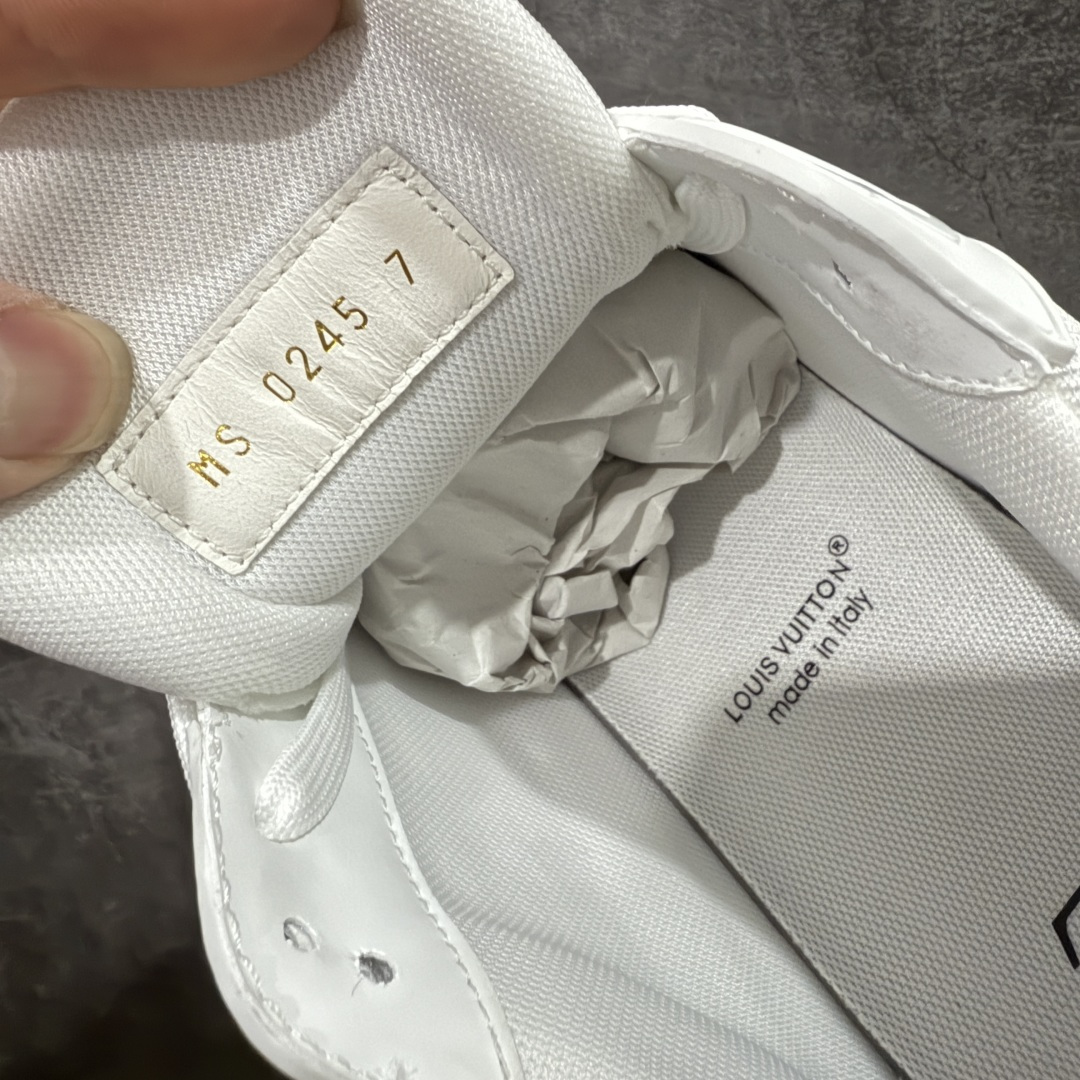 图片[7]-【PK纯原版】Louis Vuitton 路易威登 LV Trainer 低帮休闲板鞋 同步官方2025最新原版包装 海淘代购同渠道品质 高端零售 外贸充正专供 原版购入开发 ZP级全套包装 完美楦型 正确卡色 大底TPU 质感媲美原版 细节与原版一致 请注意区分市面通货材 尺码：39 40 41 42 43 44 45 46-选品中心