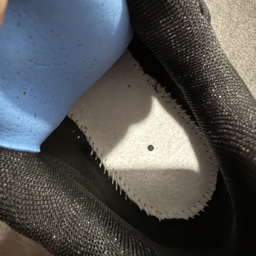 图片[9]-【GX纯原】UNDEFEATED x Nike Air Max 95 OG Big Bubble 黑色 货号：IB4453-001 外贸顶级专供 区别先行版 全部配色原鞋原尺码开发生产 极致还原 全部原厂材料一比一打造 一眼ZP既视感 欢迎对比市场版本 尺码：40 40.5 41 42 42.5 43 44 44.5 45 46 46.5 47.5 48 48.5-选品中心