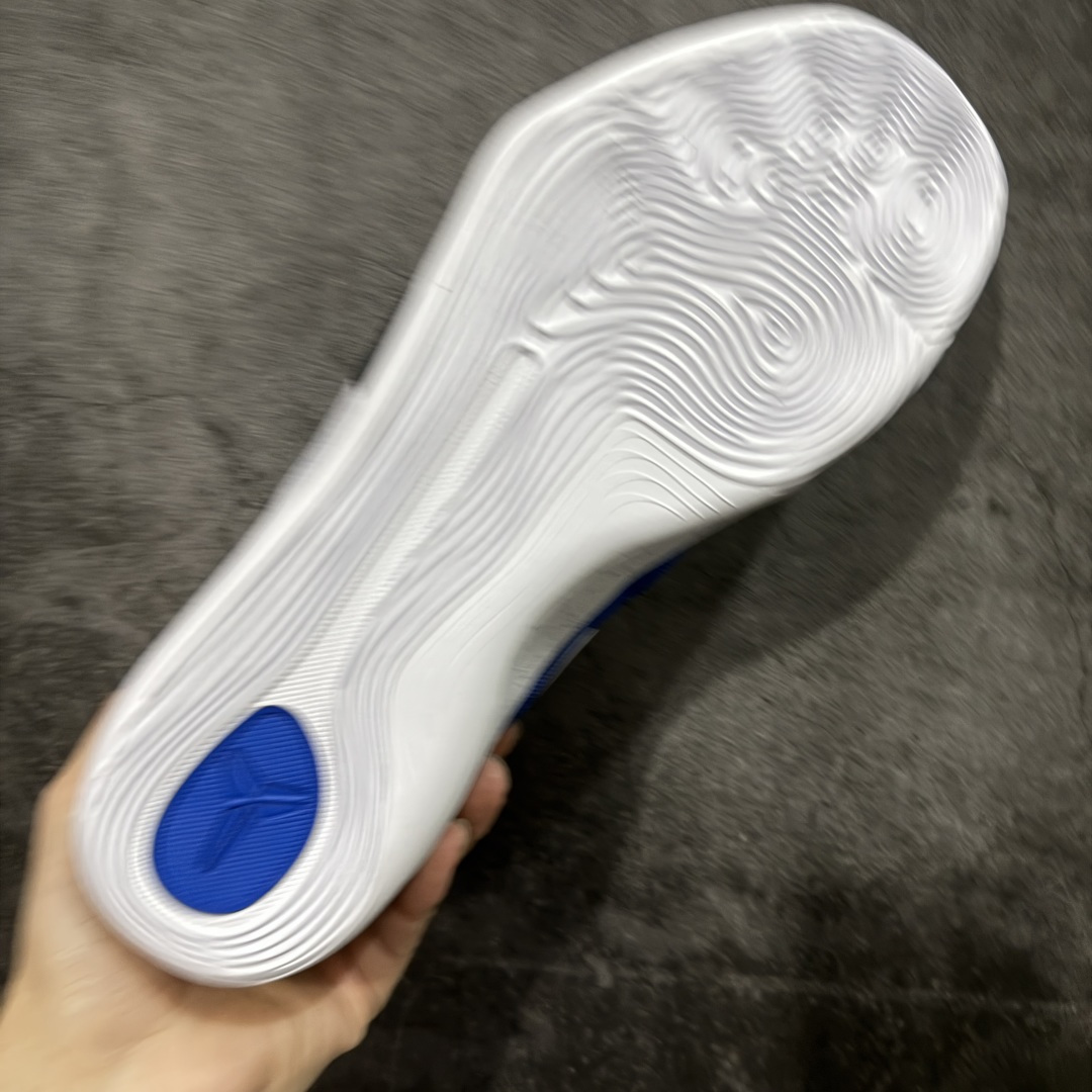 图片[9]-【GX绿x版本】Nike Kobe 9 Elite Low Protro \”University Red\” 耐克 科比9代 低帮 蓝白 IH1401-400 完美复刻公司货 React科技鞋垫加持 实战配置直接拉满 原楦纸板开发 鞋身流线型、后跟塑形 区分土肥圆 原厂针织鞋面一针一线匹配原版 全身鞋材卡料色独家定制 唯一万针立体刺绣SWOOSH 真实底模最大50.5 实战利器 专供海外市场 独立原厂模具 首批不拼图大几率过验 亲测已过 支持各种高强度实战 无需担心 补货周期极长 脚宽建议买大半码 科比系列前掌偏窄 支持七天无理由退换 尺码： 40 40.5 41 42 42.5 43 44 44.5 45 46 47.5 48.5-选品中心