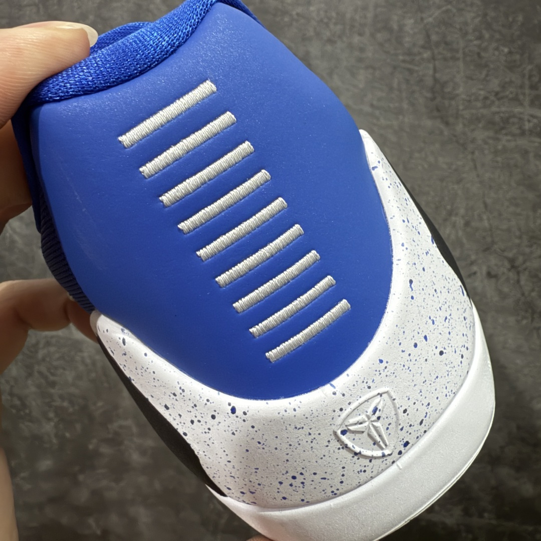 图片[2]-【GX绿x版本】Nike Kobe 9 Elite Low Protro \”University Red\” 耐克 科比9代 低帮 蓝白 IH1401-400 完美复刻公司货 React科技鞋垫加持 实战配置直接拉满 原楦纸板开发 鞋身流线型、后跟塑形 区分土肥圆 原厂针织鞋面一针一线匹配原版 全身鞋材卡料色独家定制 唯一万针立体刺绣SWOOSH 真实底模最大50.5 实战利器 专供海外市场 独立原厂模具 首批不拼图大几率过验 亲测已过 支持各种高强度实战 无需担心 补货周期极长 脚宽建议买大半码 科比系列前掌偏窄 支持七天无理由退换 尺码： 40 40.5 41 42 42.5 43 44 44.5 45 46 47.5 48.5-选品中心