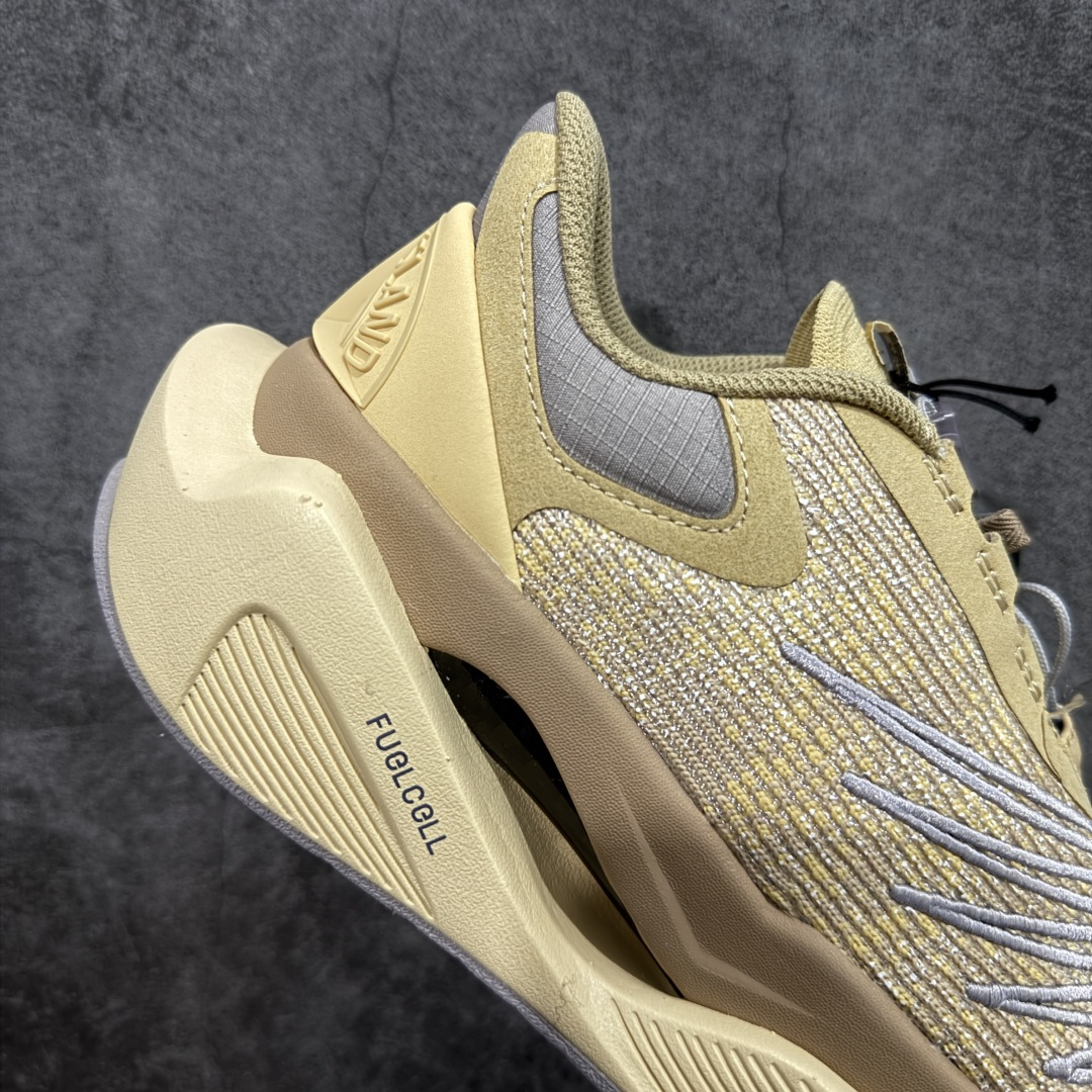 图片[7]-【纯原版】NB新百伦New Balance x Stone Island 石头岛联名 升级版系列低帮复古休闲运动慢跑鞋 纯原真碳版 男女鞋真标半码制 升级原楦开发纸版版型 采用长绒翻毛皮革组合网织物鞋面材质#全新4层组合独立私模大底 意大利机能时装品牌/石头岛Stone Island x NB新百伦New Balance❗️再度联乘重新演绎美式复古氛围！ 货号： MSRCXST 尺码：36 36.5 37.5 38 38.5 39.5 40 40.5 41.5 42 42.5 43 44 45-选品中心