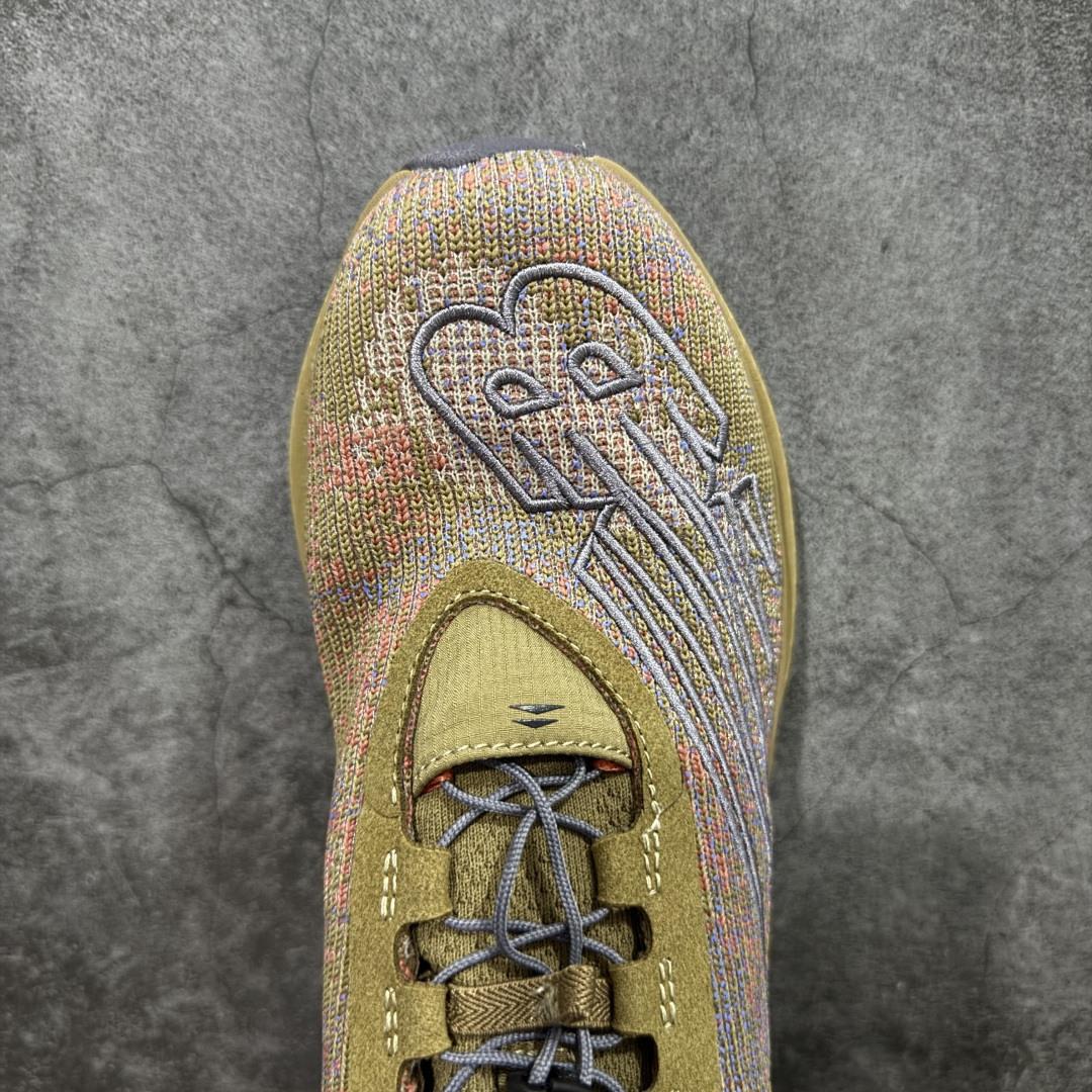 图片[5]-【纯原版】NB新百伦New Balance x Stone Island 石头岛联名 升级版系列低帮复古休闲运动慢跑鞋 纯原真碳版 男女鞋真标半码制 升级原楦开发纸版版型 采用长绒翻毛皮革组合网织物鞋面材质#全新4层组合独立私模大底 意大利机能时装品牌/石头岛Stone Island x NB新百伦New Balance❗️再度联乘重新演绎美式复古氛围！ 货号： MSRCXTDSJ 尺码：36 36.5 37.5 38 38.5 39.5 40 40.5 41.5 42 42.5 43 44 45-选品中心