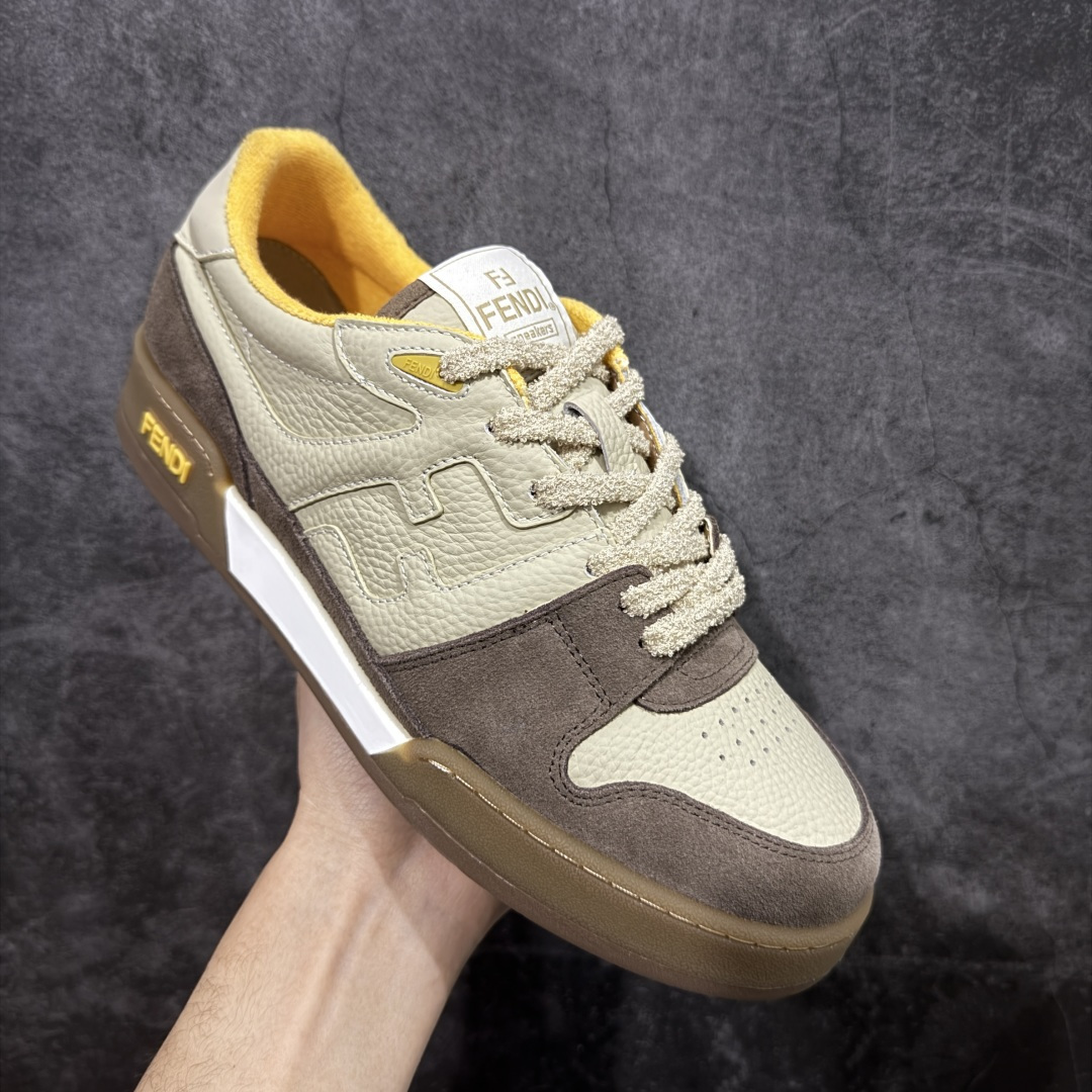 图片[3]-【YS纯原】广奢高端货 FENDI芬迪 Match 绒面皮革 压纹系带 男女同款 黑白红底经典款 ✦ 官方同源渠道 · 原装订单 ✦ 专柜全套包装＋原装配件齐全 ✦ 鞋底内置核心防伪芯片 · 可感应 ✦ FENDI Match 最新爆款情侣款板鞋 ✦ 高工艺无缝细空胶技术 ✦ 贴楦误差仅 0.05mm ✦ 固特异内外锁死工艺 ✦ 最大弯折也不开胶 · 环保无异味 ✦ 麂皮＋胶片拼接鞋面，质感更高级 ✦ Logo内里使用毛巾绒MX，脚感细腻温柔 尺码：35-46-选品中心