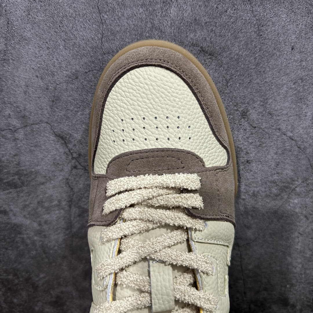 图片[5]-【YS纯原】广奢高端货 FENDI芬迪 Match 绒面皮革 压纹系带 男女同款 黑白红底经典款 ✦ 官方同源渠道 · 原装订单 ✦ 专柜全套包装＋原装配件齐全 ✦ 鞋底内置核心防伪芯片 · 可感应 ✦ FENDI Match 最新爆款情侣款板鞋 ✦ 高工艺无缝细空胶技术 ✦ 贴楦误差仅 0.05mm ✦ 固特异内外锁死工艺 ✦ 最大弯折也不开胶 · 环保无异味 ✦ 麂皮＋胶片拼接鞋面，质感更高级 ✦ Logo内里使用毛巾绒MX，脚感细腻温柔 尺码：35-46-选品中心