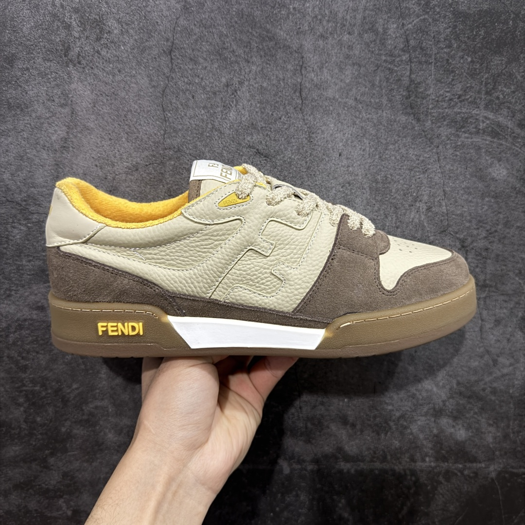 【YS纯原】广奢高端货 FENDI芬迪 Match 绒面皮革 压纹系带 男女同款 黑白红底经典款 ✦ 官方同源渠道 · 原装订单 ✦ 专柜全套包装+原装配件齐全 ✦ 鞋底内置核心防伪芯片 · 可感应 ✦ FENDI Match 最新爆款情侣款板鞋 ✦ 高工艺无缝细空胶技术 ✦ 贴楦误差仅 0.05mm ✦ 固特异内外锁死工艺 ✦ 最大弯折也不开胶 · 环保无异味 ✦ 麂皮+胶片拼接鞋面,质感更高级 ✦ Logo内里使用毛巾绒MX,脚感细腻温柔 尺码:35-46-选品中心