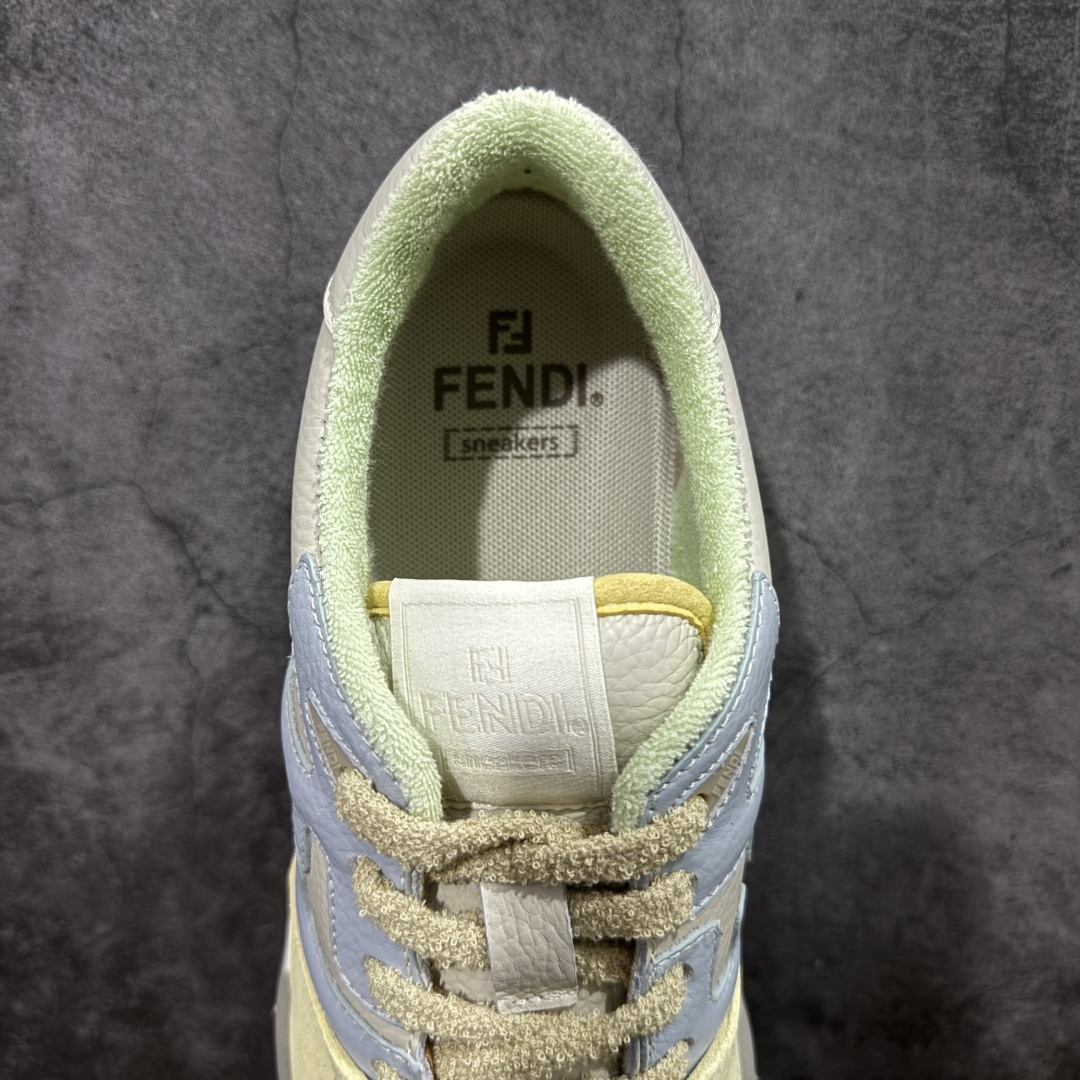 图片[8]-【YS纯原】广奢高端货 FENDI芬迪 Match 绒面皮革 压纹系带 男女同款 黑白红底经典款 ✦ 官方同源渠道 · 原装订单 ✦ 专柜全套包装＋原装配件齐全 ✦ 鞋底内置核心防伪芯片 · 可感应 ✦ FENDI Match 最新爆款情侣款板鞋 ✦ 高工艺无缝细空胶技术 ✦ 贴楦误差仅 0.05mm ✦ 固特异内外锁死工艺 ✦ 最大弯折也不开胶 · 环保无异味 ✦ 麂皮＋胶片拼接鞋面，质感更高级 ✦ Logo内里使用毛巾绒MX，脚感细腻温柔 尺码：35-46-选品中心