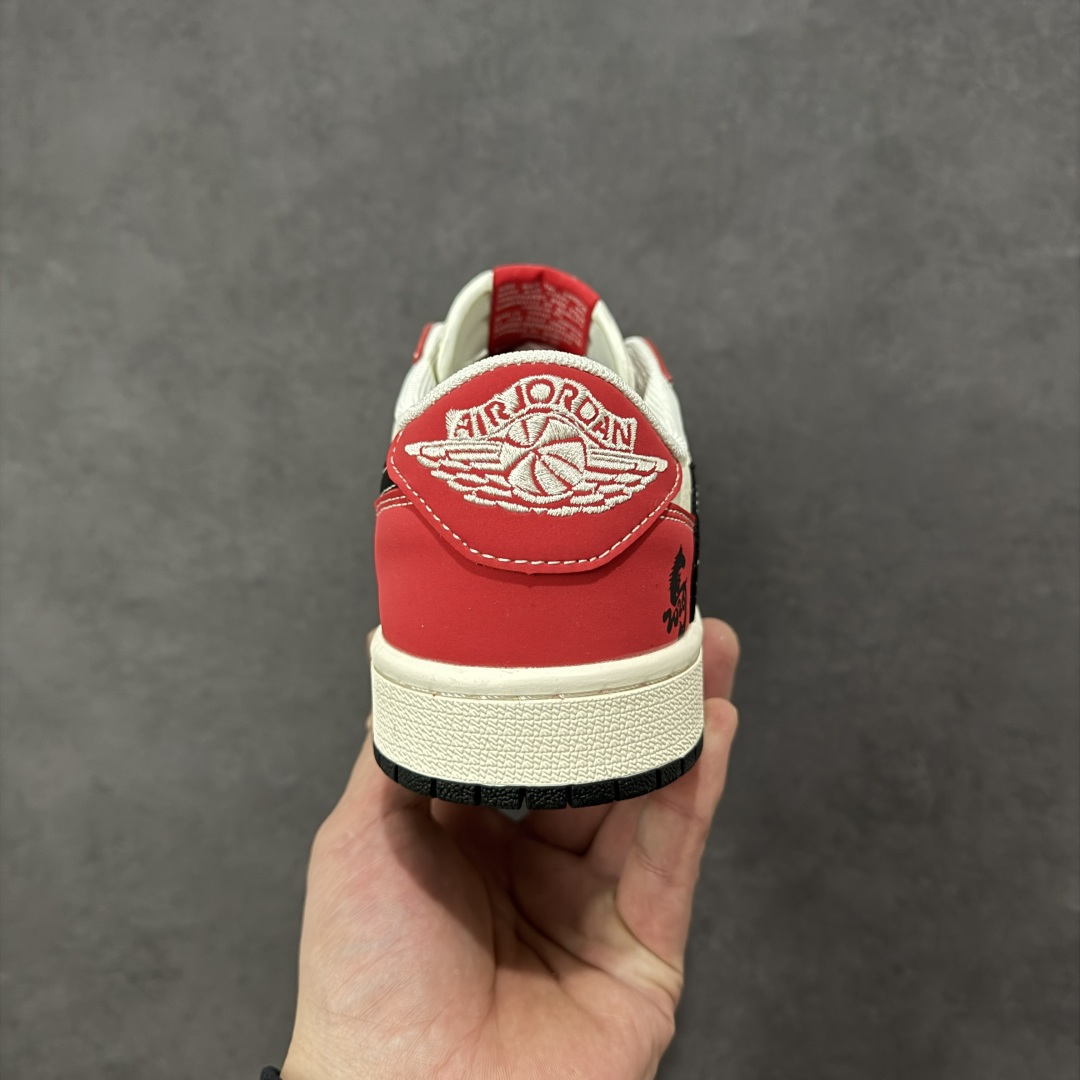 图片[4]-【定制版】Air Jordan 1 Low AJ1 乔1 马年限定 高端定制 倒钩低帮复古篮球鞋  #定制皮料 原厂3D打印 定制鞋盒 原楦原纸板 纯正空军版型 内置全掌气垫 货号：MY9969-801  尺码：36 36.5 37.5 38 38.5 39 40 40.5 41 42 42.5 43 44 44.5 45-选品中心