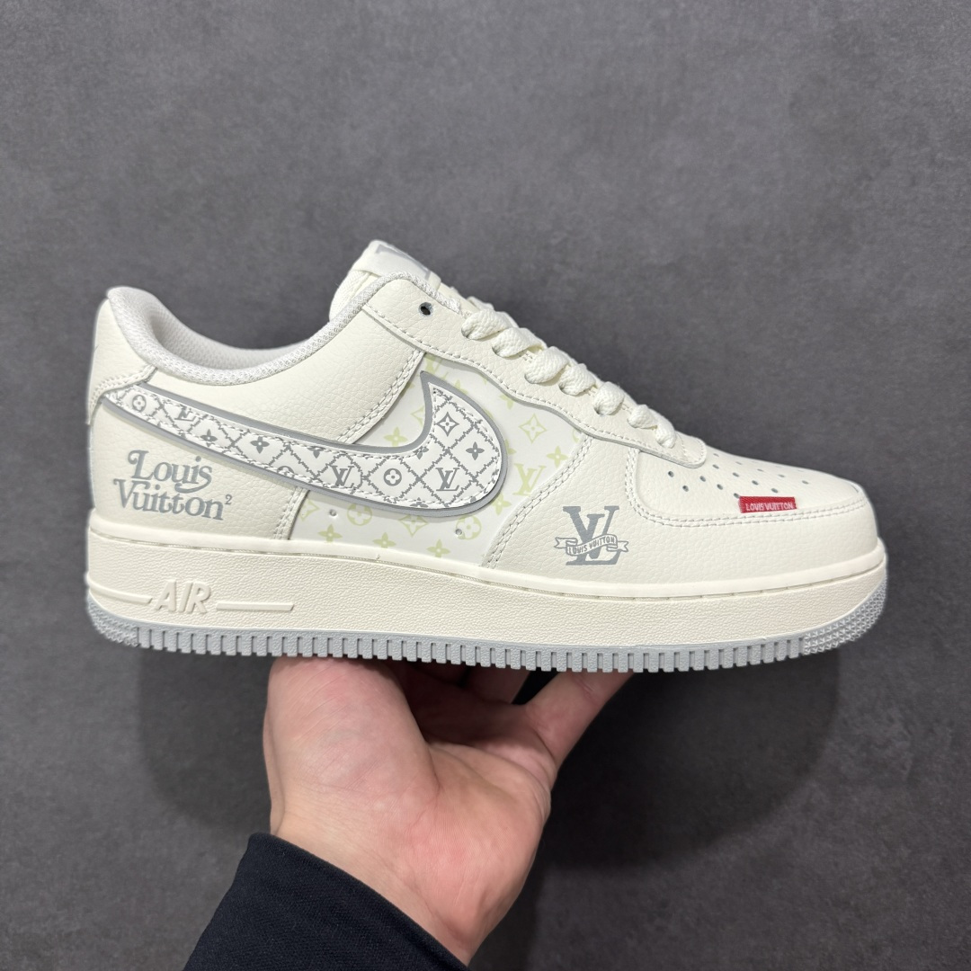 【定制版】Nike Air Force 1\'07 Low LV联名老花 空军一号低帮休闲板鞋 #原楦头原纸板 高端定制鞋盒 原厂鞋底 超高清洁度 细节完美 货号:LV2288-001 尺码:36 36.5 37.5 38 38.5 39 40 40.5 41 42 42.5 43 44 44.5 45-选品中心