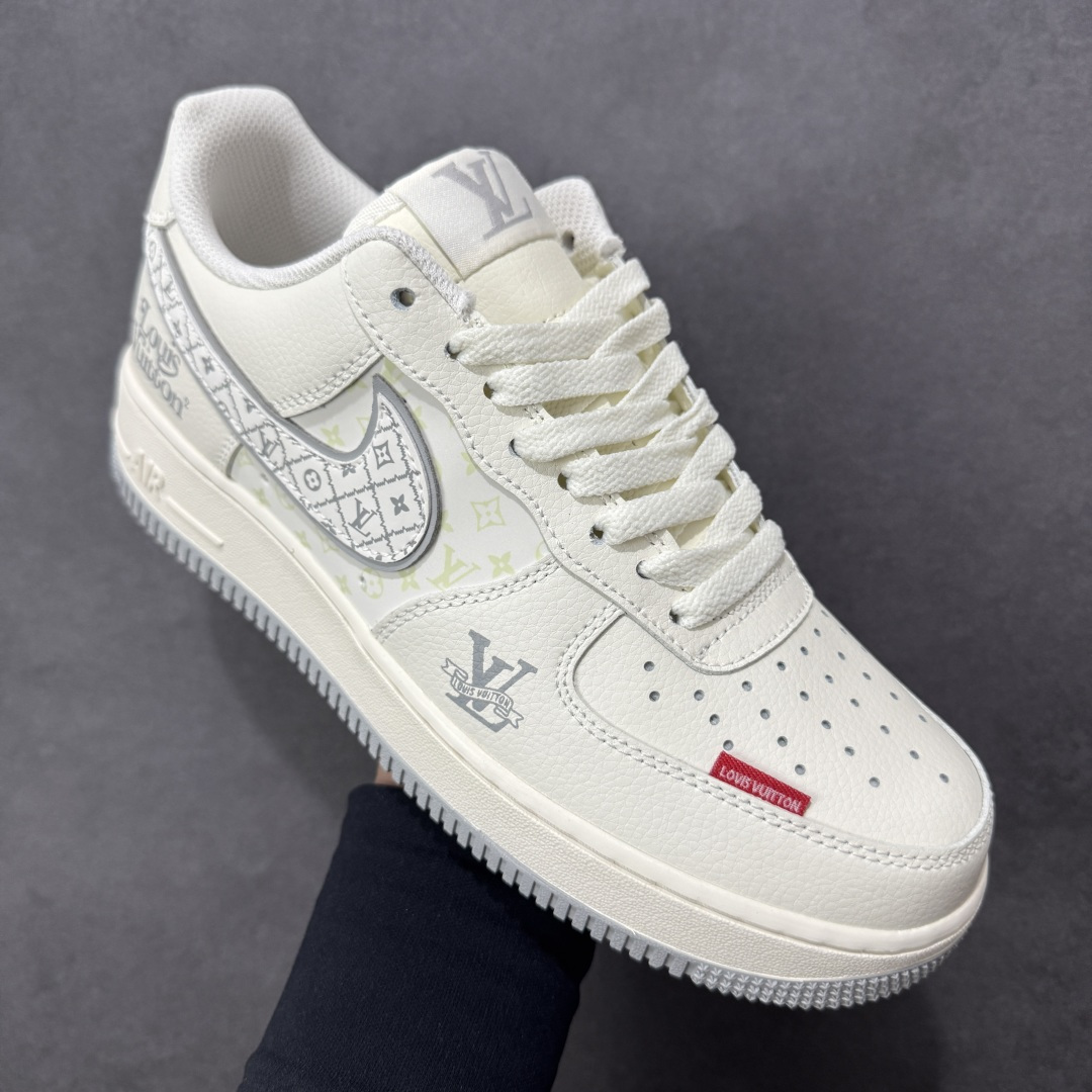 图片[3]-【定制版】Nike Air Force 1\’07 Low LV联名老花 空军一号低帮休闲板鞋  #原楦头原纸板 高端定制鞋盒 原厂鞋底 超高清洁度 细节完美 货号：LV2288-001  尺码：36 36.5 37.5 38 38.5 39 40 40.5 41 42 42.5 43 44 44.5 45-选品中心