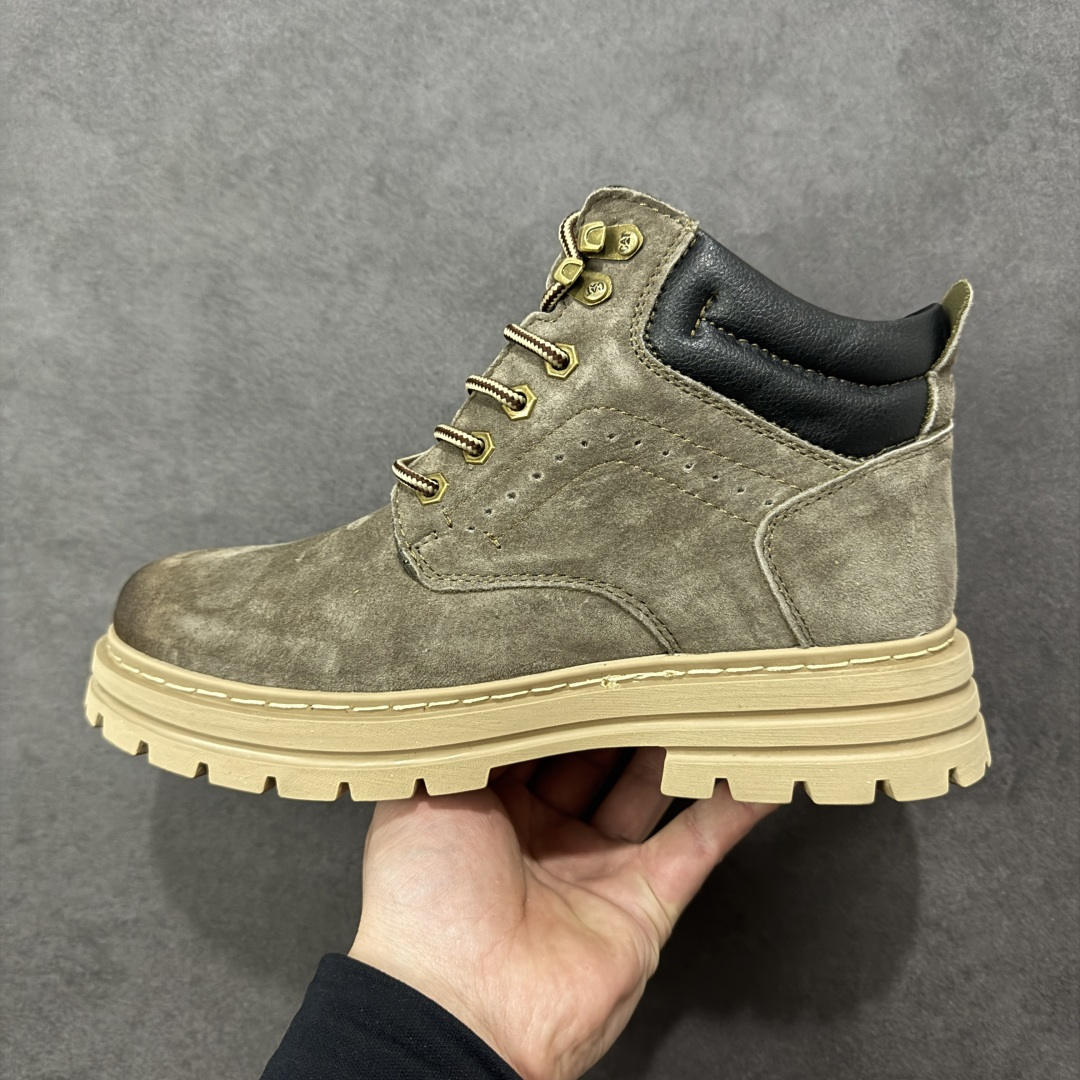 图片[2]-【广东纯原版】2025秋冬款CAT卡特 硬汉推土机品牌 经典百搭户外中帮休闲马丁靴广东大厂品质 秋冬新款 时尚潮流搭配 面料釆用意大利进口磨砂牛皮 全鞋真牛皮材料 大底到五金都是代工厂原材料制作 好货不杀猪 首单质量严格把控 全套官网统一包装 今年冬季防寒户外专用产品 日常随意搭配 型男必备 货号： P727351 尺码：39 40 41 42 43 44 (皮鞋码)-选品中心