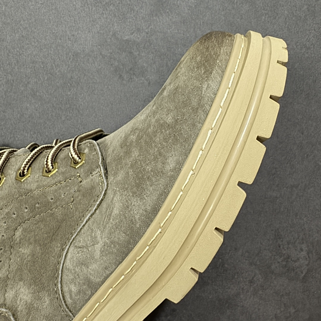 图片[5]-【广东纯原版】2025秋冬款CAT卡特 硬汉推土机品牌 经典百搭户外中帮休闲马丁靴广东大厂品质 秋冬新款 时尚潮流搭配 面料釆用意大利进口磨砂牛皮 全鞋真牛皮材料 大底到五金都是代工厂原材料制作 好货不杀猪 首单质量严格把控 全套官网统一包装 今年冬季防寒户外专用产品 日常随意搭配 型男必备 货号： P727351 尺码：39 40 41 42 43 44 (皮鞋码)-选品中心