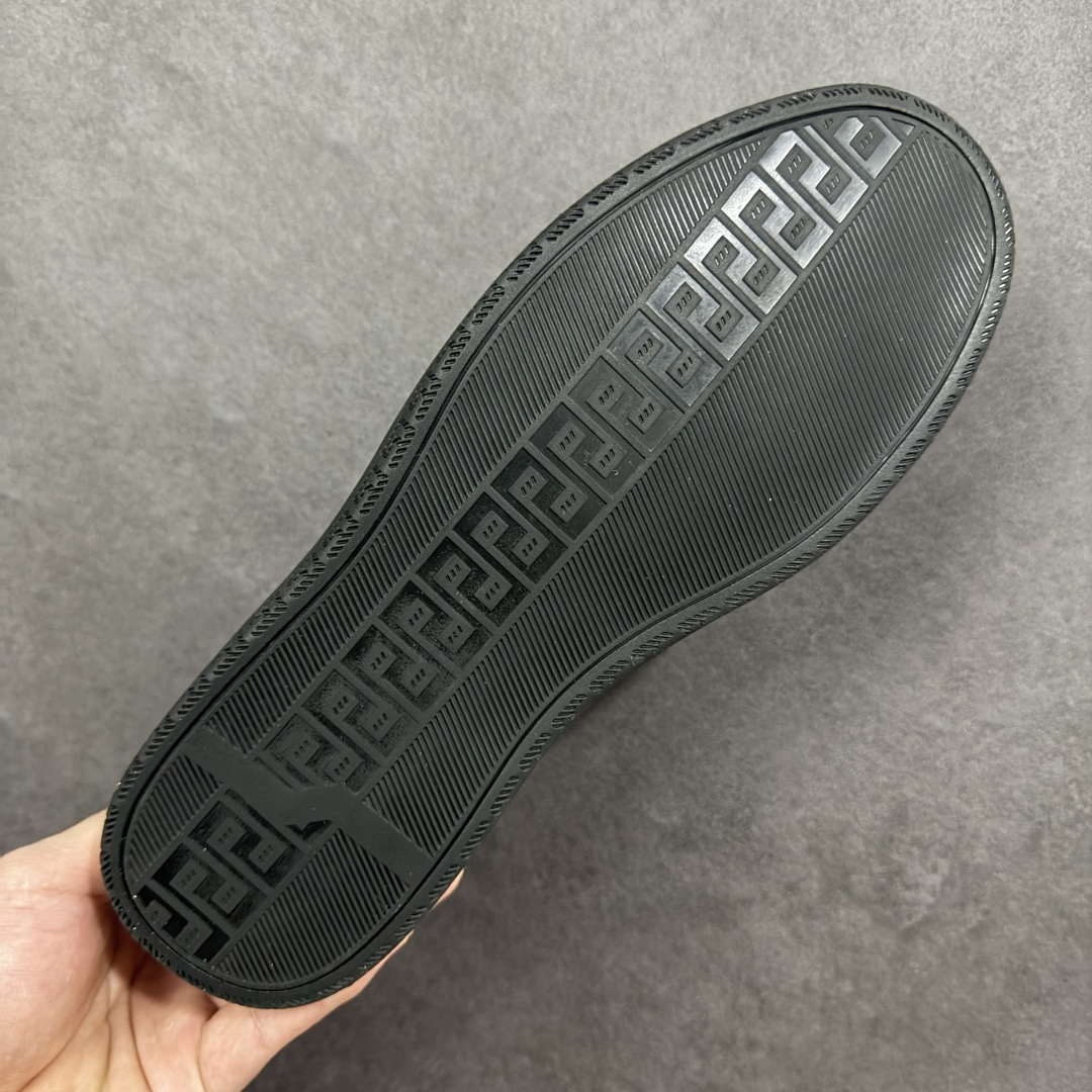 图片[9]-【广东纯原版】Ecco爱步 柔酷8号健步系列休闲板鞋 #原单品质 鞋面选用头层小牛皮压纹工艺 鞋型饱满立体感十足，上脚非常透气 超软橡胶大底 软面软底 脚感一流 完美造型顶级品质 货号：583207-01001 尺码：38 39 40 41 42 43 44 皮鞋码-选品中心