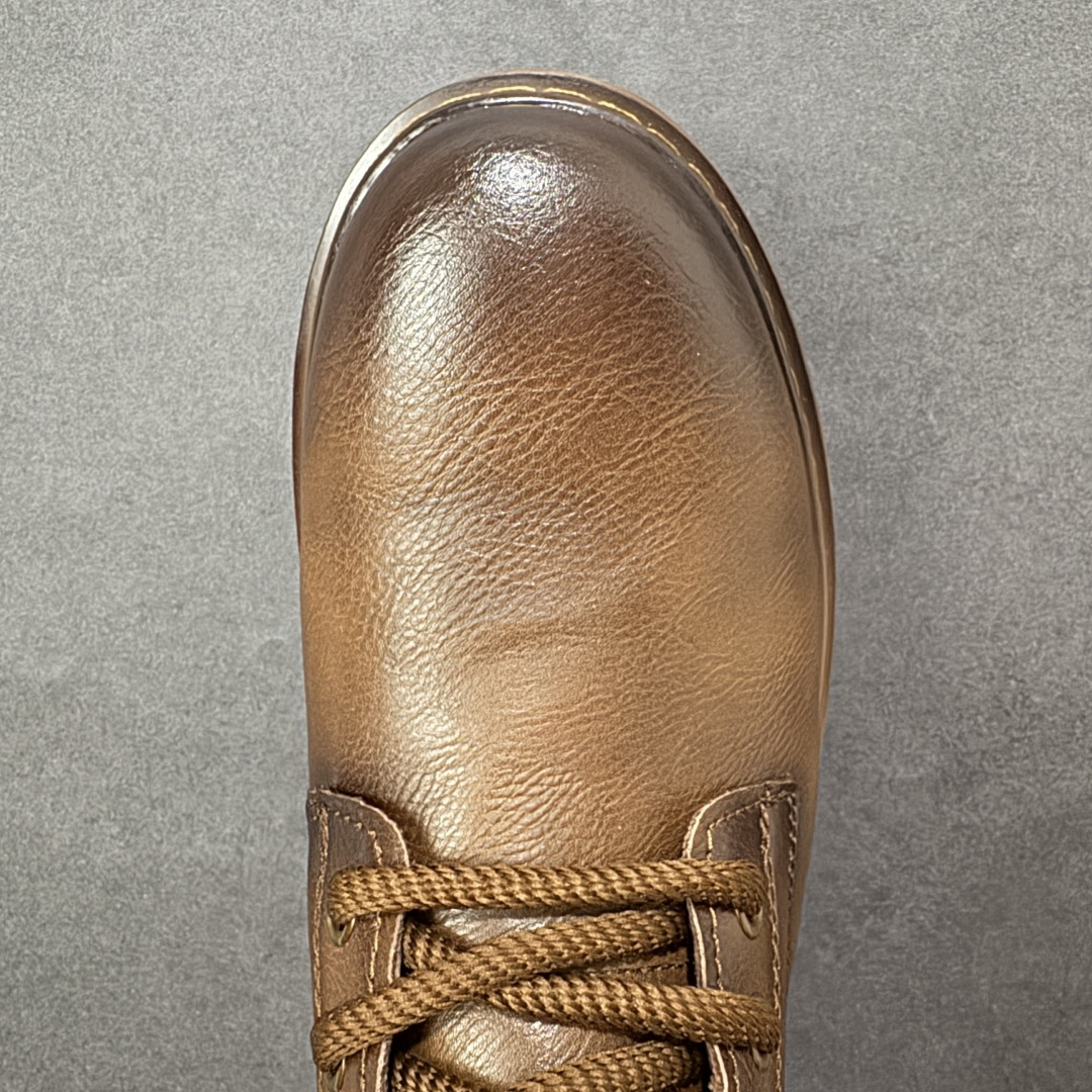 图片[8]-【广东纯原版】Timberland添柏岚/天伯伦 经典款 25ss新款中帮 经典再造 广东大厂出品 全新工艺升级 秋冬新款 原盒原包装 面料采用意大利🇮🇹进口手抓牛皮 搭配防臭防腐真皮乳胶鞋垫 给您完美的穿着体验 质量考究耐穿 型男必备 专治不帅 高品质脚感一流 全套官网统一包装 今年冬季防寒户外专用 日常随意搭配 货号： TB998971216 尺码：39 40 41 42 43 44-选品中心