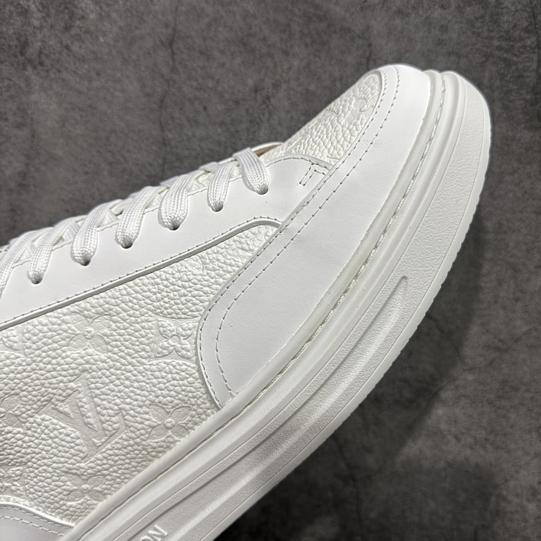 图片[6]-【YS版】LV 舒畅 低帮板鞋 Logo鞋面 法国顶级高奢品牌·路易威登LOUIS VUITTON Beverly Hills 皮革 系带 时尚板鞋 男款 舒畅系列配件抽屉礼盒 防尘布袋 身份卡 小票 采用软质粒面头层牛革拼接制成鞋面材质 高密度电脑车线工艺 小牛真皮内里贴附PU超软脚感乳胶鞋垫 外置隔色厚实橡胶大底  尺码：40 41 42 43 44 45-选品中心