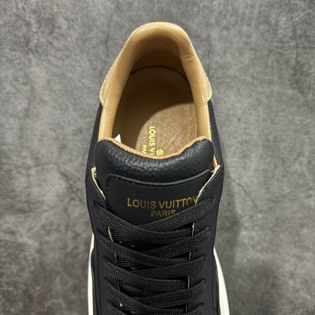 图片[8]-【YS版】LV 舒畅 低帮板鞋 Logo鞋面 法国顶级高奢品牌·路易威登LOUIS VUITTON Beverly Hills 皮革 系带 时尚板鞋 男款 舒畅系列配件抽屉礼盒 防尘布袋 身份卡 小票 采用软质粒面头层牛革拼接制成鞋面材质 高密度电脑车线工艺 小牛真皮内里贴附PU超软脚感乳胶鞋垫 外置隔色厚实橡胶大底  尺码：40 41 42 43 44 45-选品中心